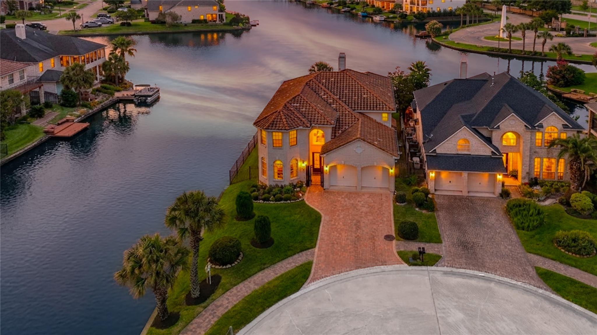 13212 Lismore Point