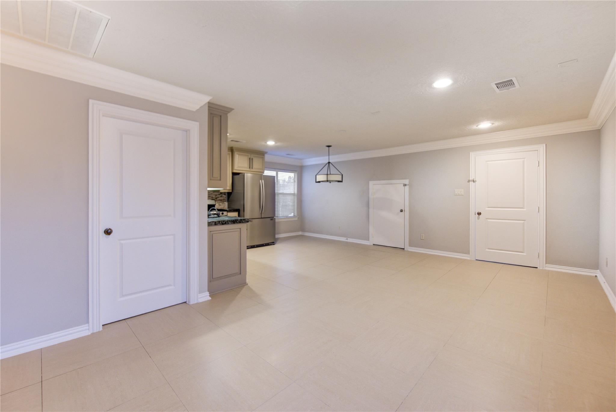 14014 Hampton Cove Drive