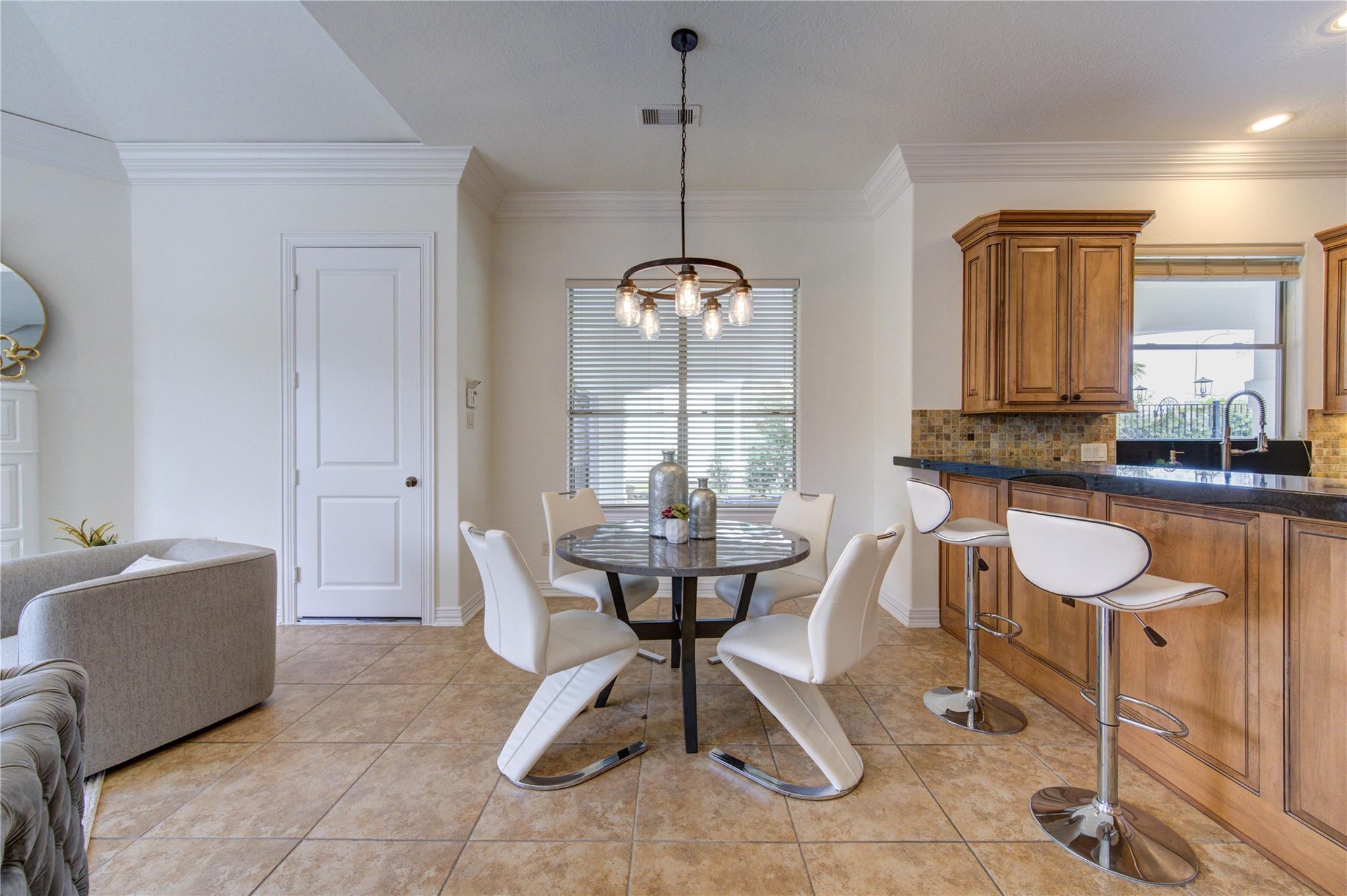 14014 Hampton Cove Drive