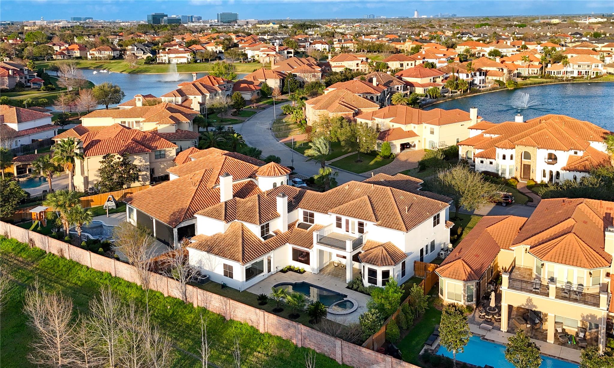 14014 Hampton Cove Drive