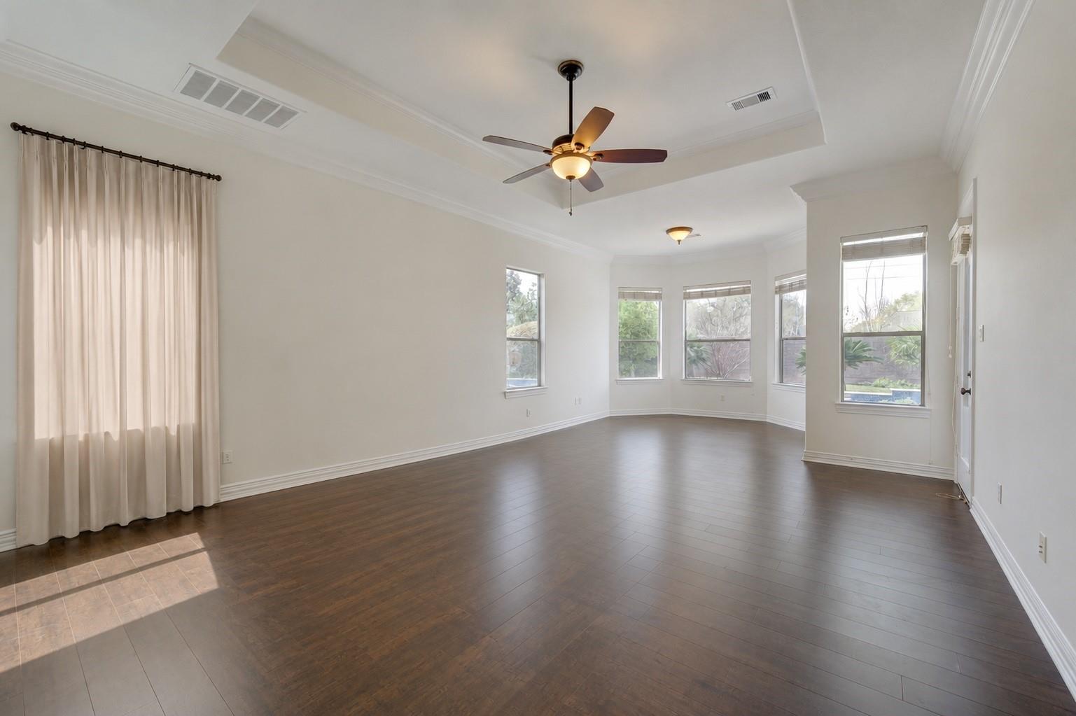 14014 Hampton Cove Drive