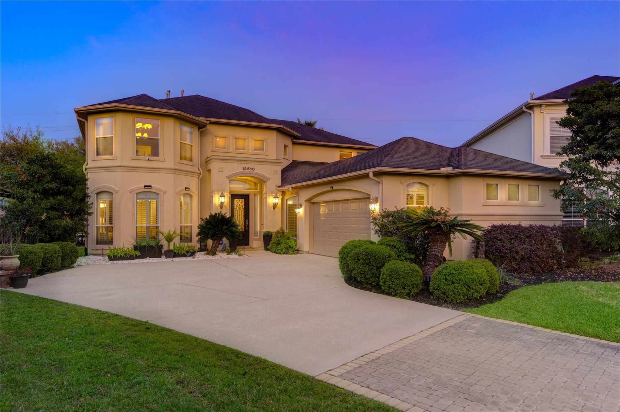 13510 Indigo Lake, Houston