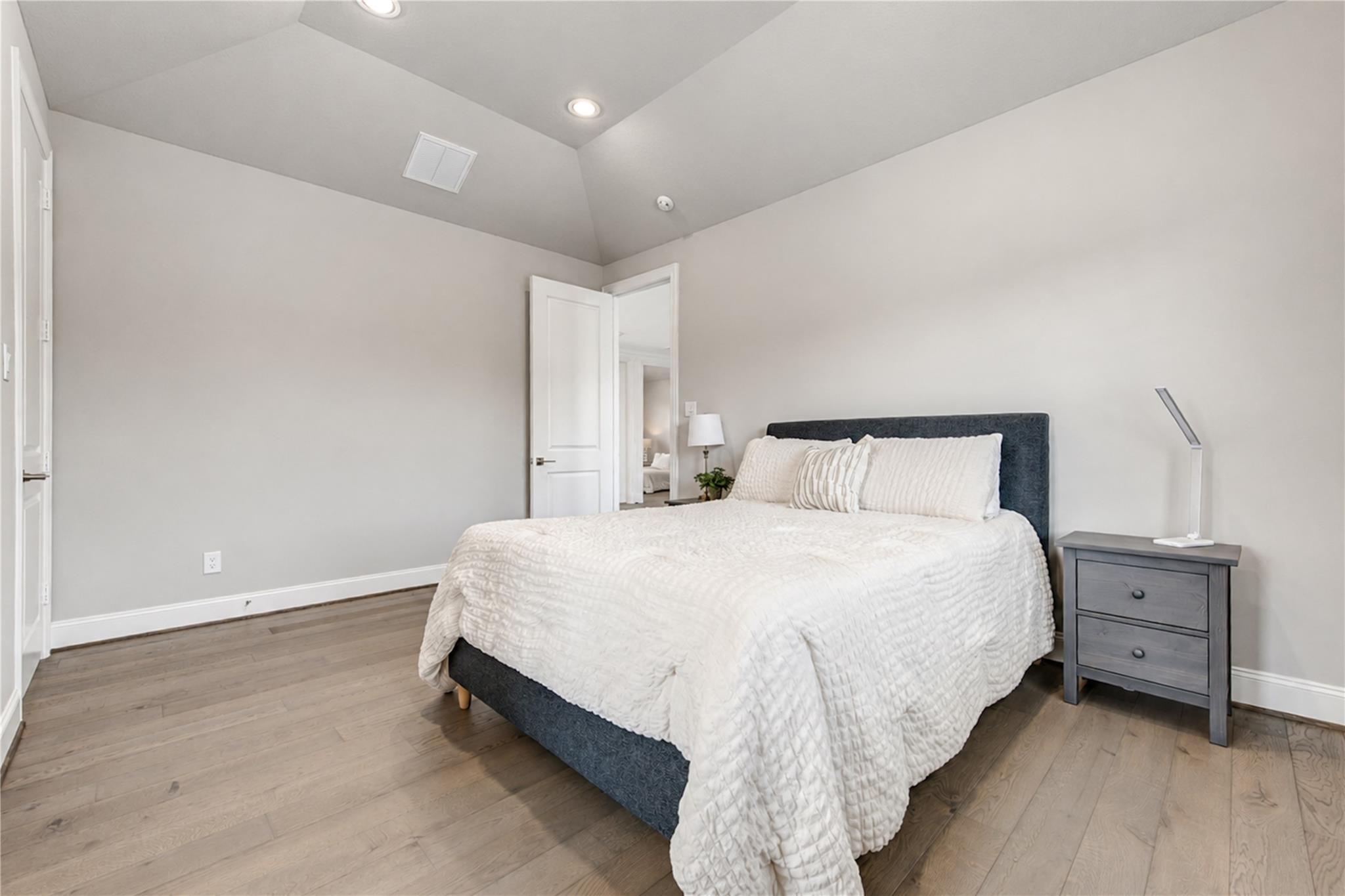 2330 Wyndam Heights Lane