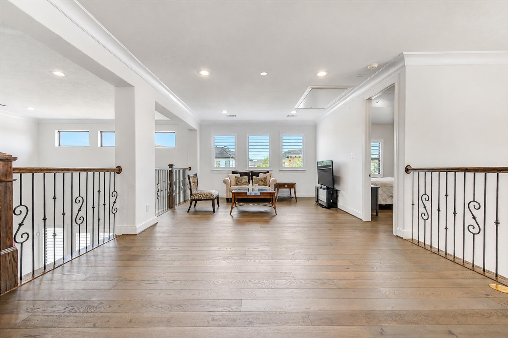 2330 Wyndam Heights Lane