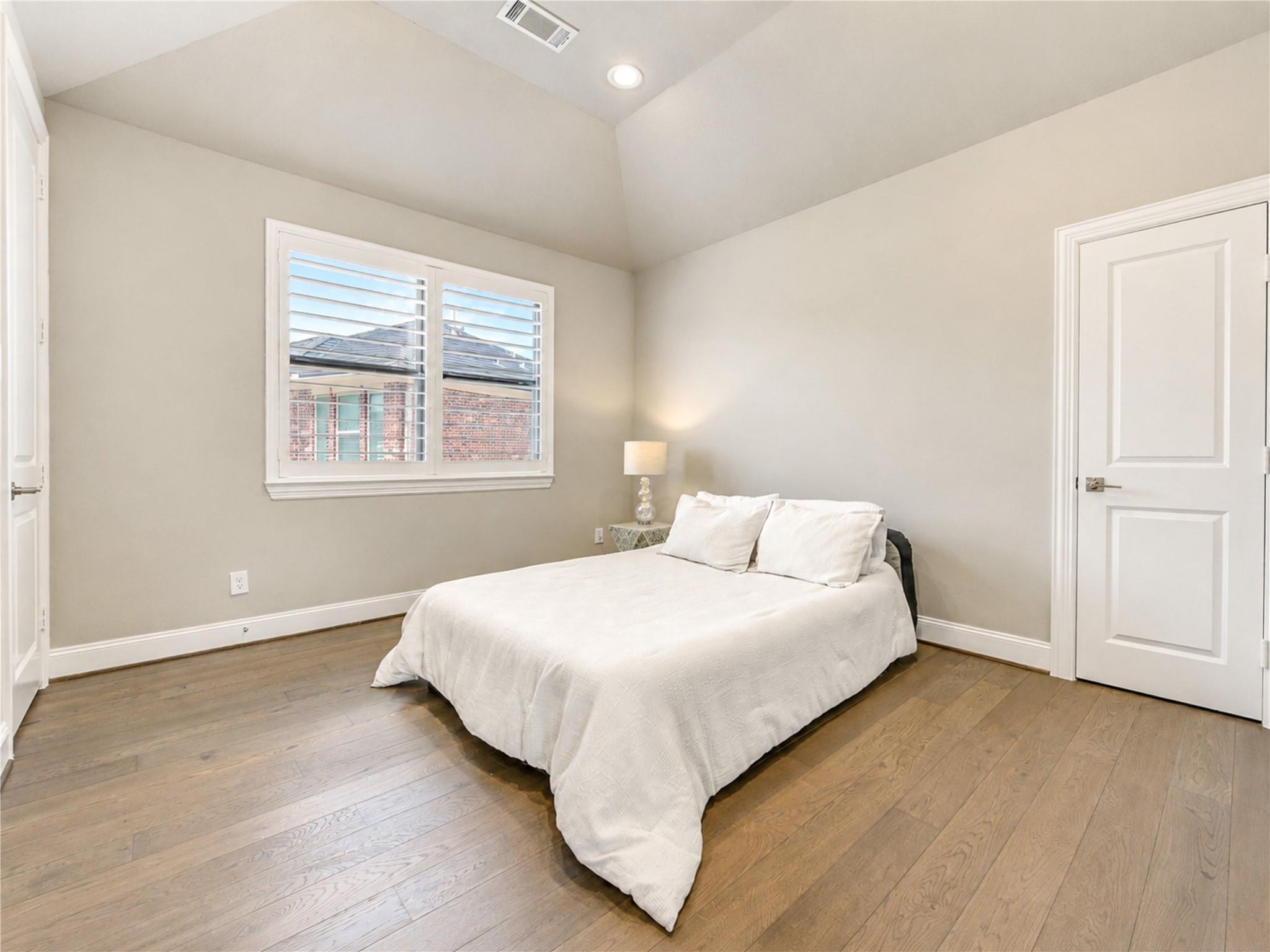 2330 Wyndam Heights Lane