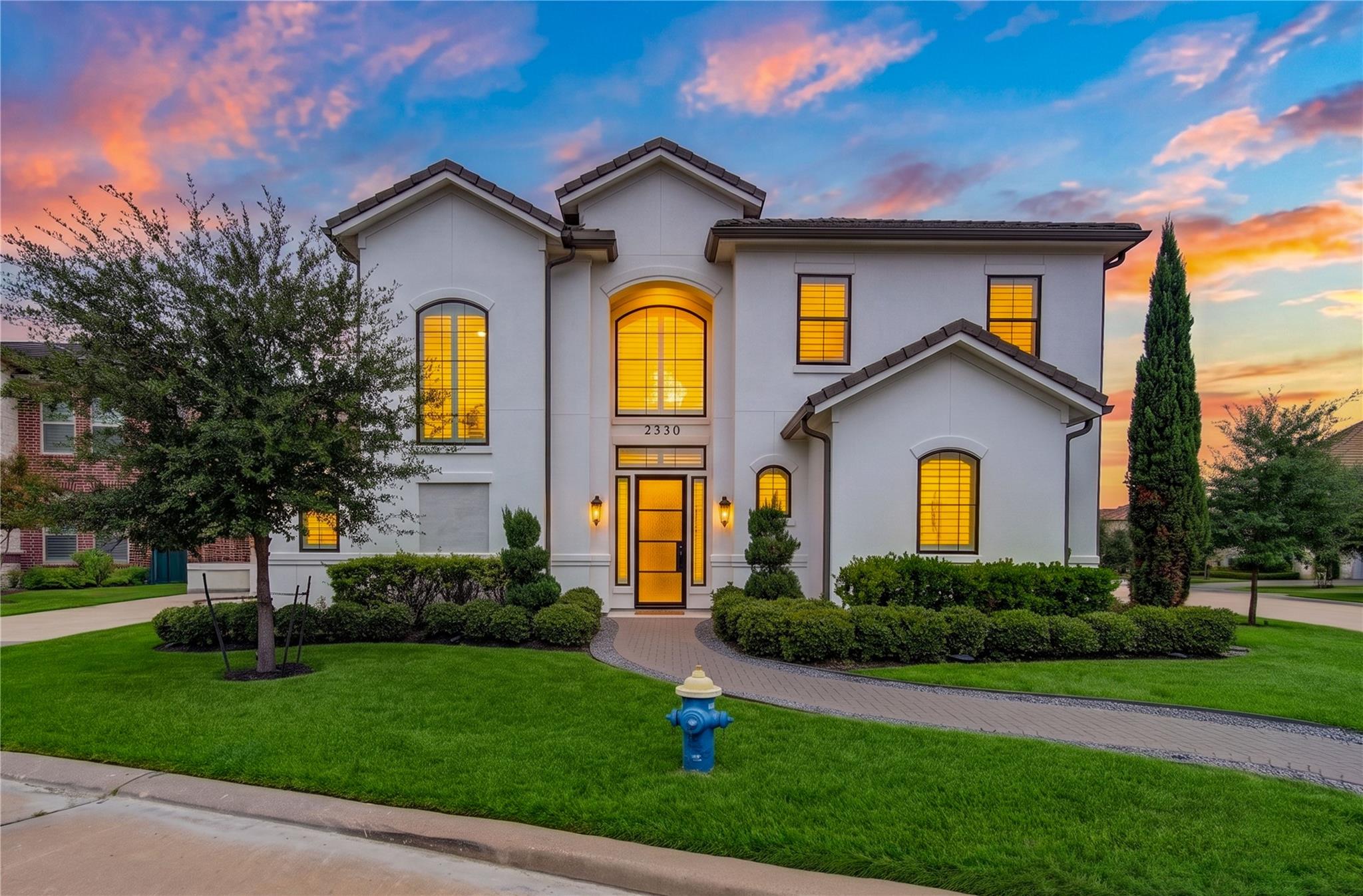 2330 Wyndam Heights Lane