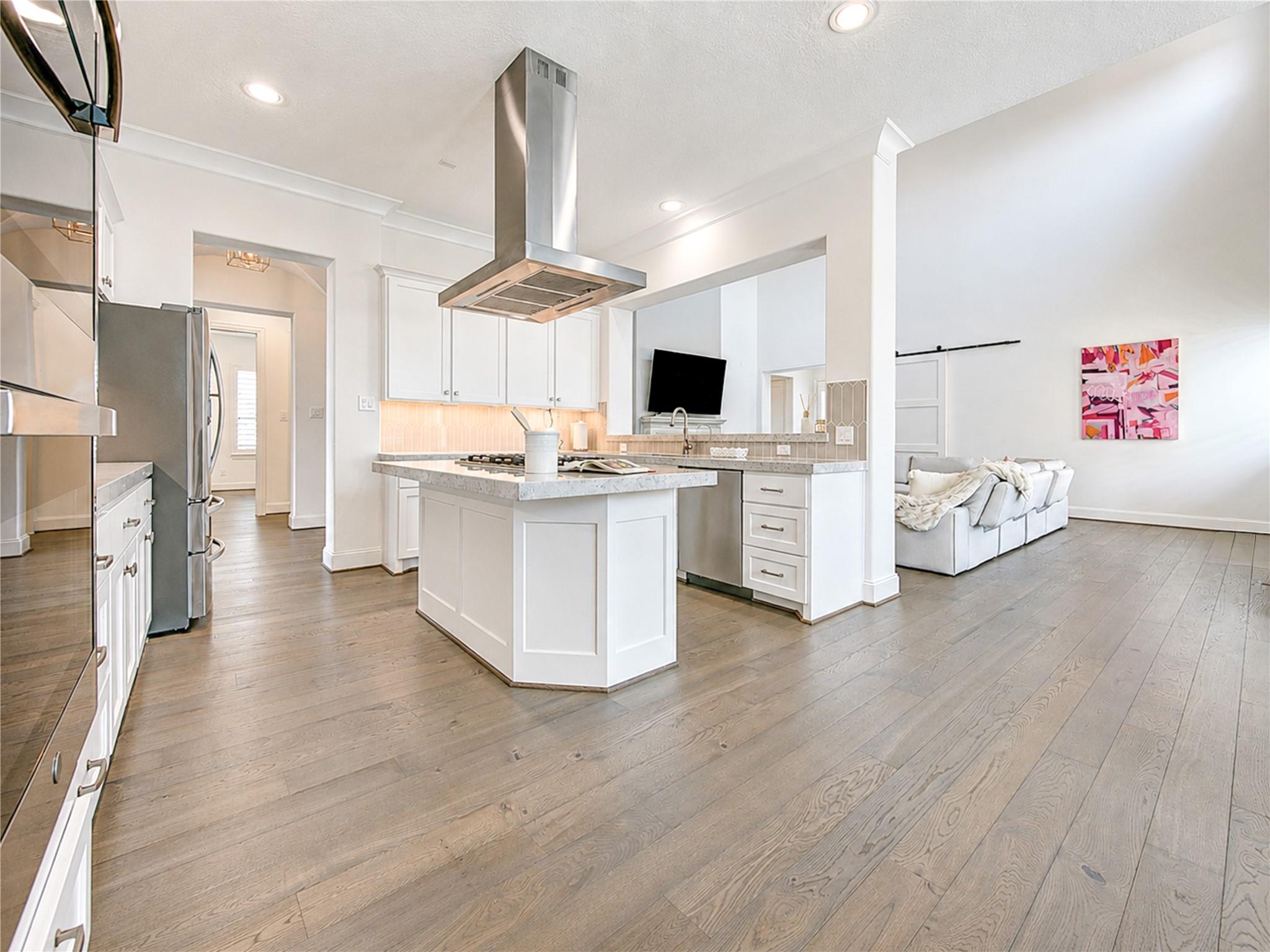 2330 Wyndam Heights Lane
