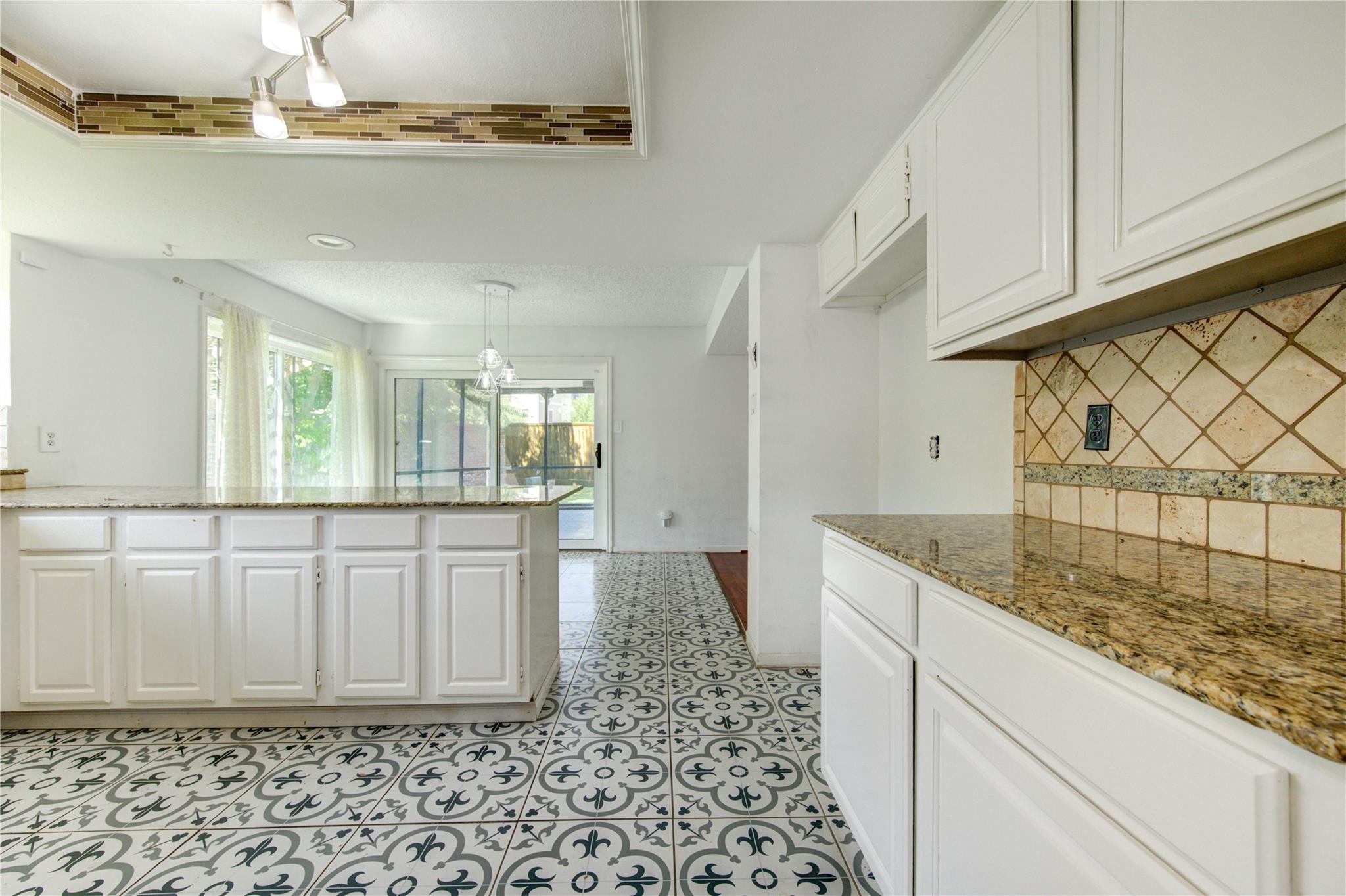 13103 Wickersham Lane