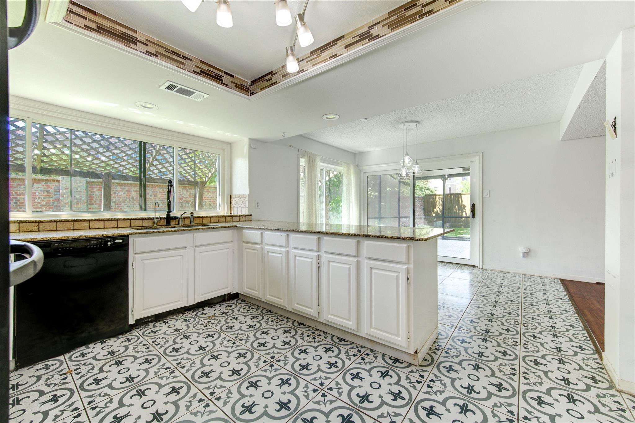 13103 Wickersham Lane