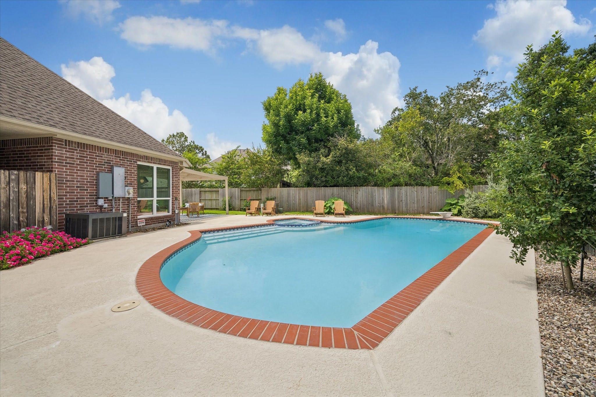 15911 Redwood Place Drive