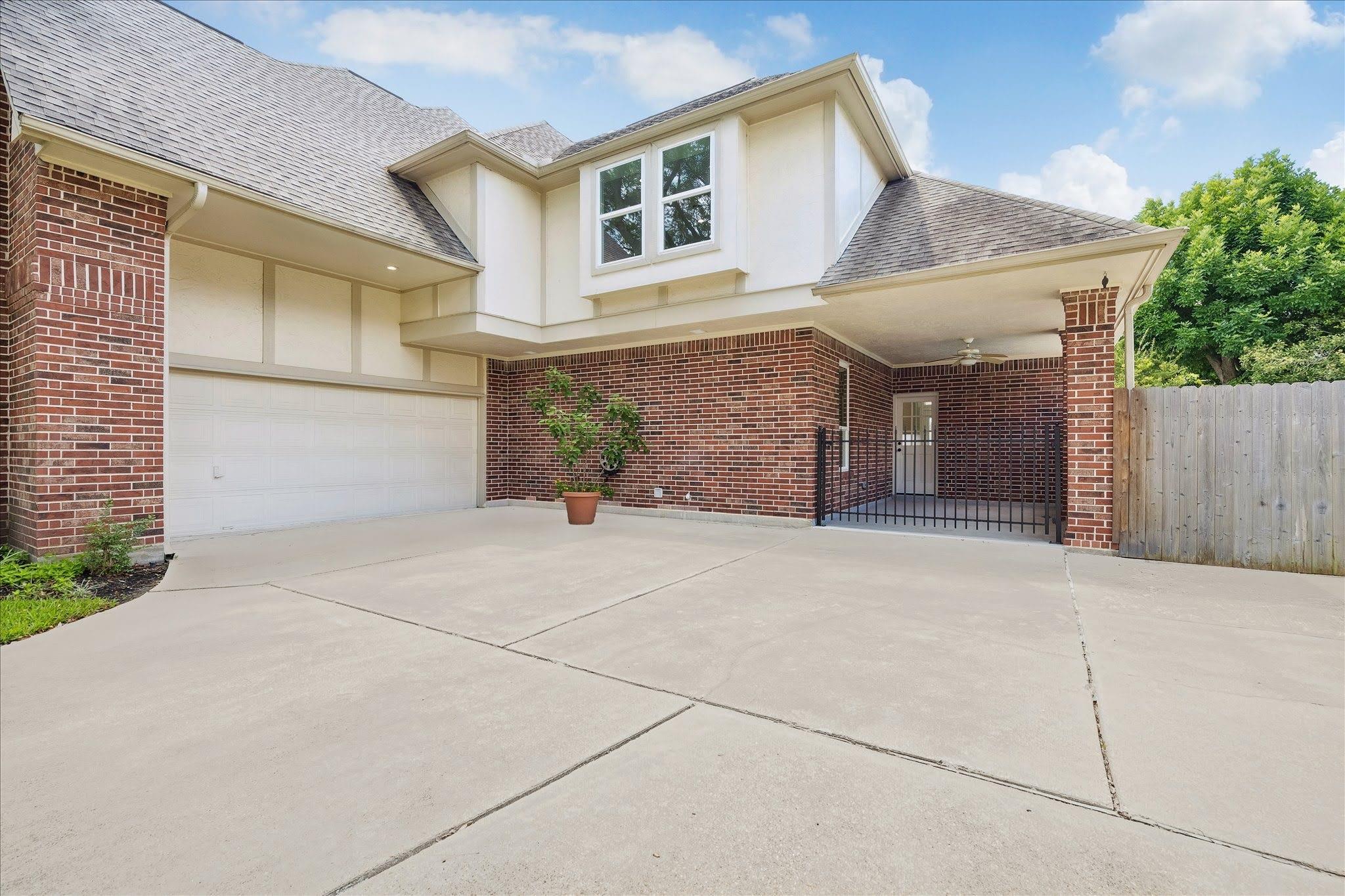 15911 Redwood Place Drive