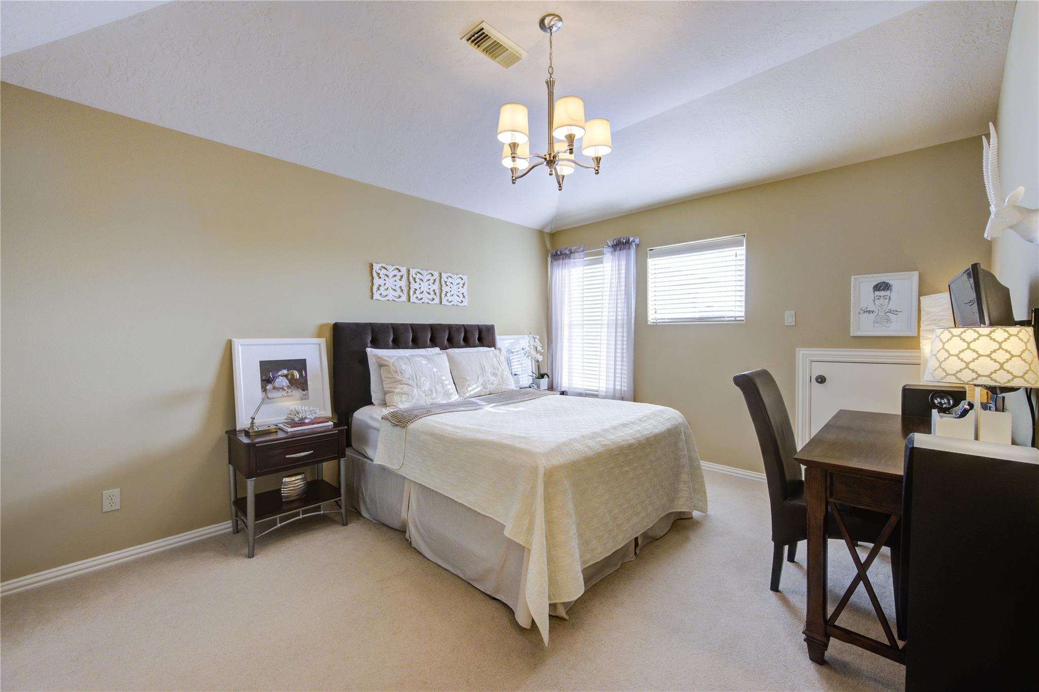 13510 Indigo Lake