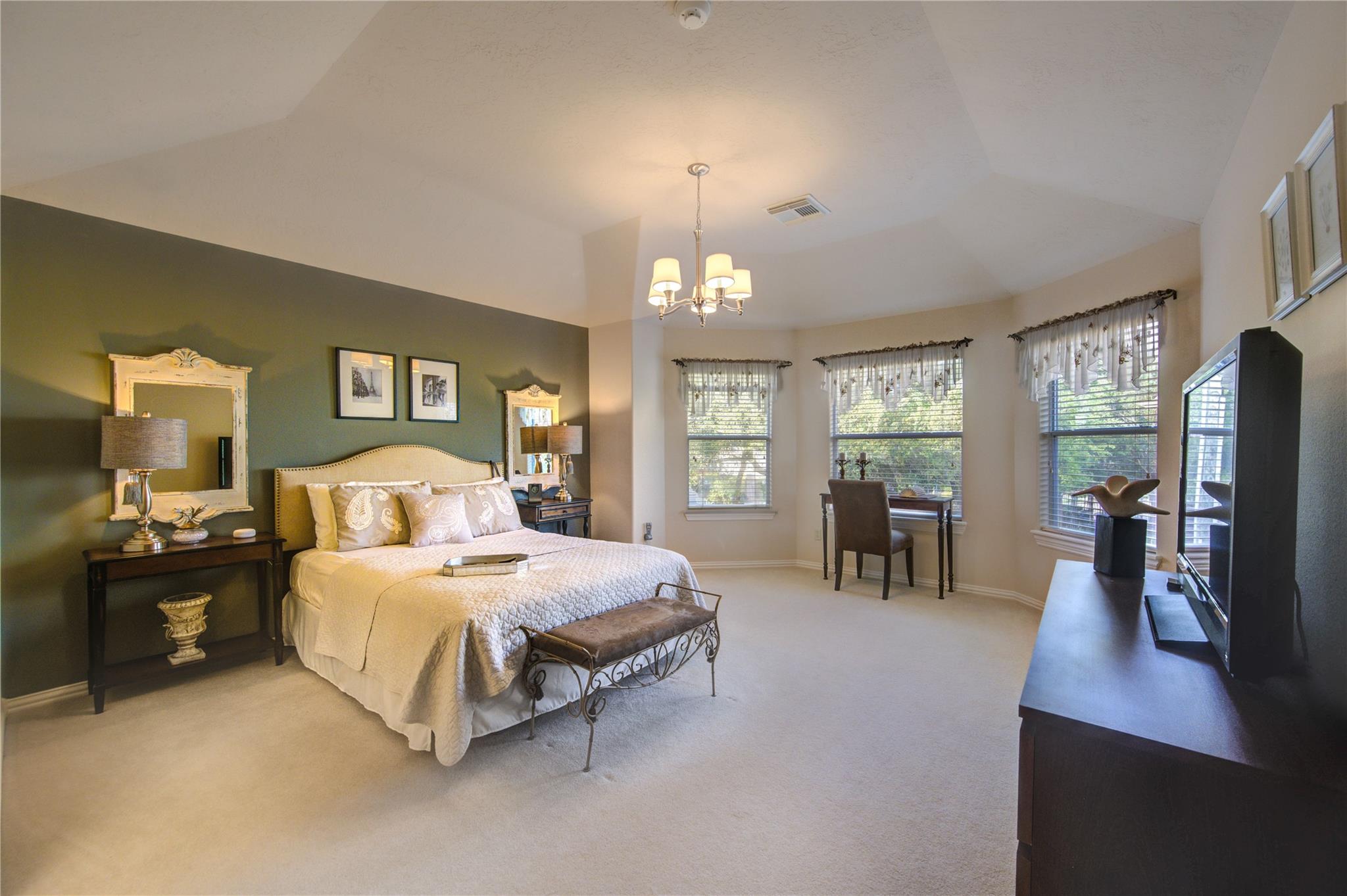 13510 Indigo Lake