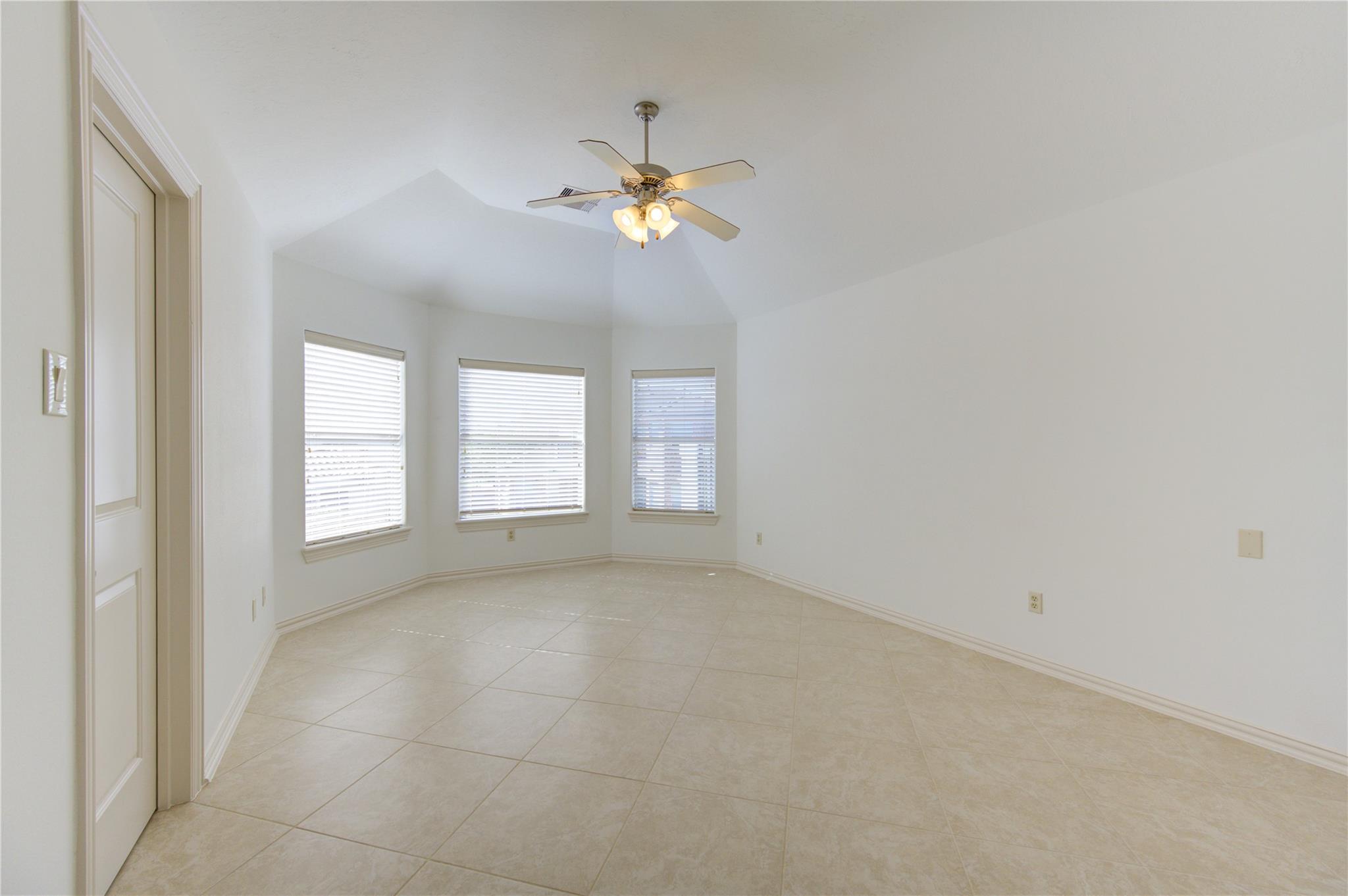 13607 Scarlet Glen Court