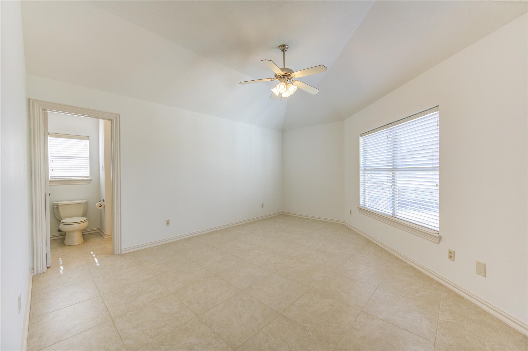 13607 Scarlet Glen Court