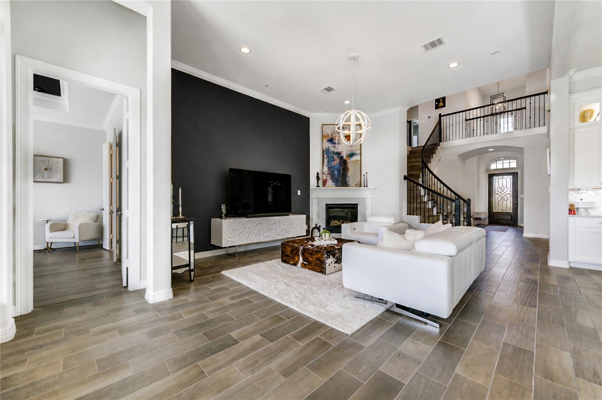 3914 Benevento Court
