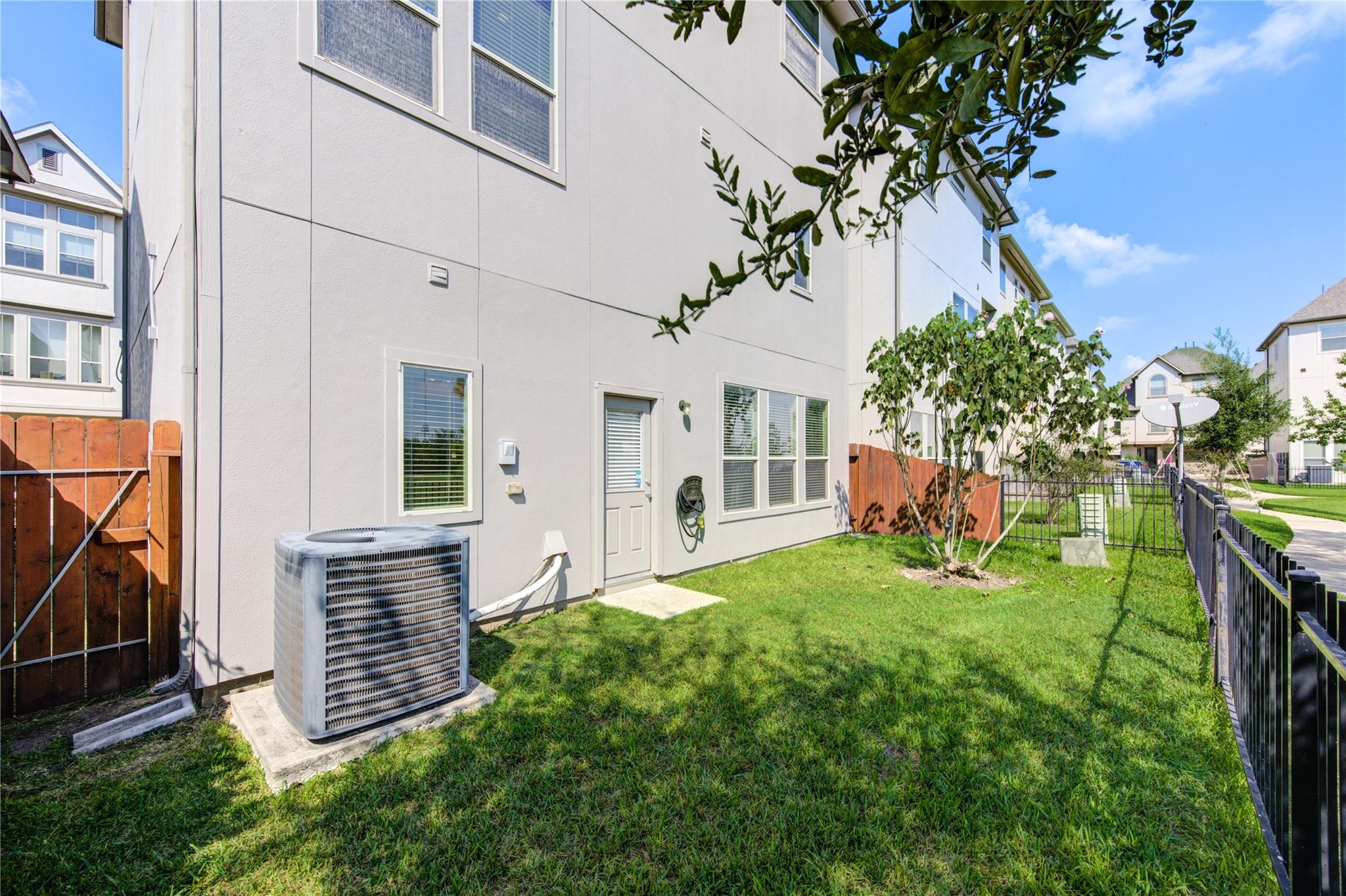 9611 Knights Station Drive