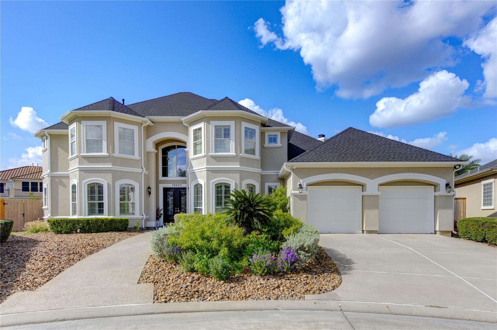 13607 Scarlet Glen Court