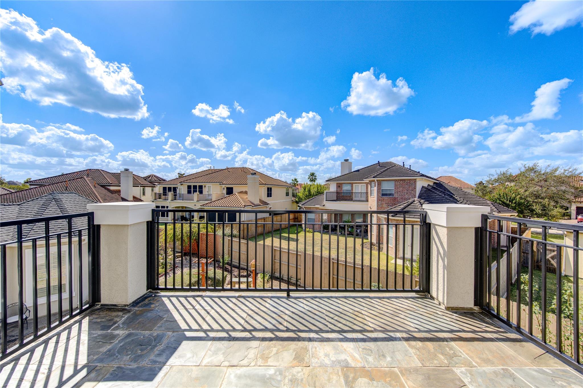 13607 Scarlet Glen Court