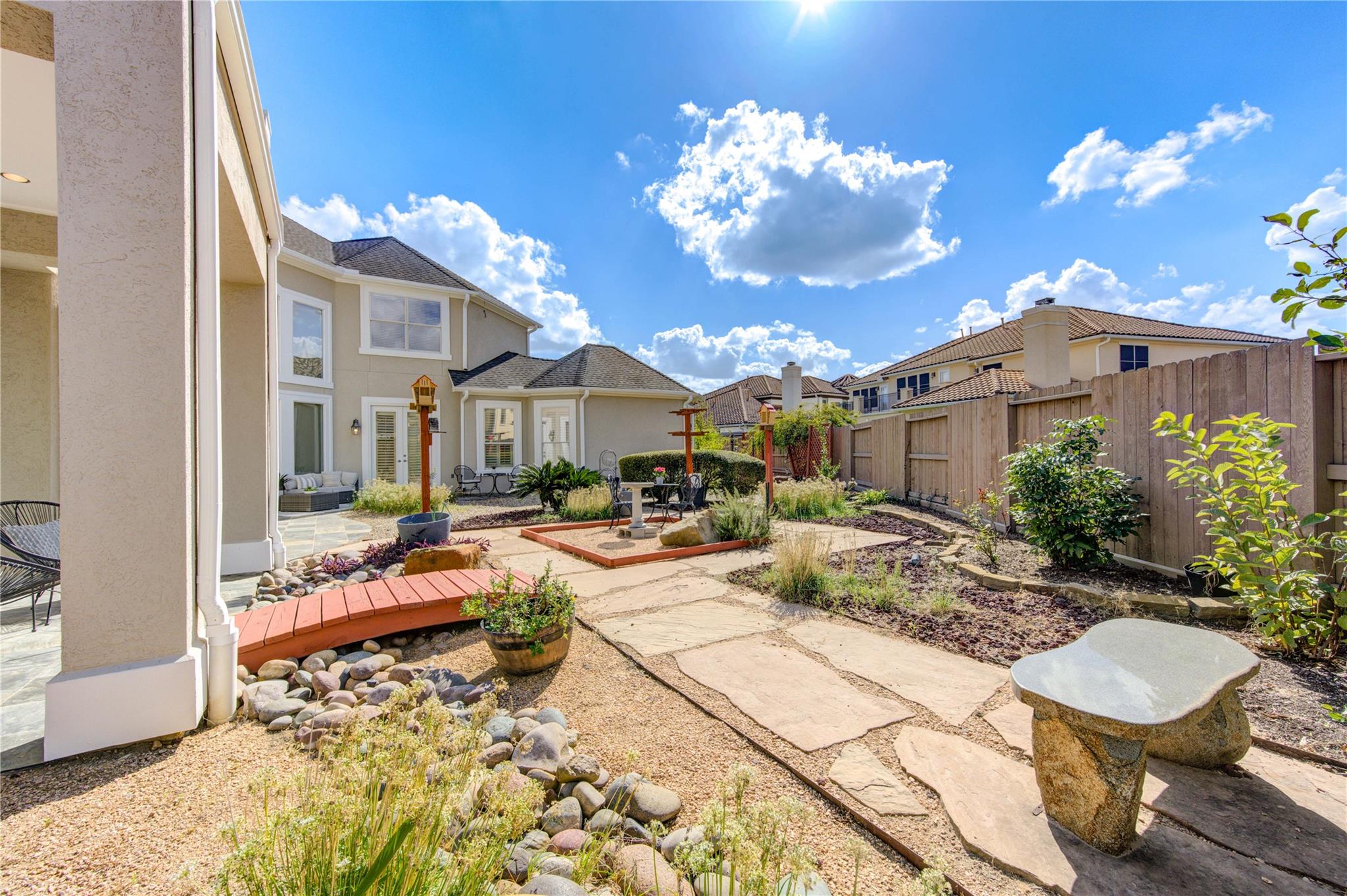 13607 Scarlet Glen Court