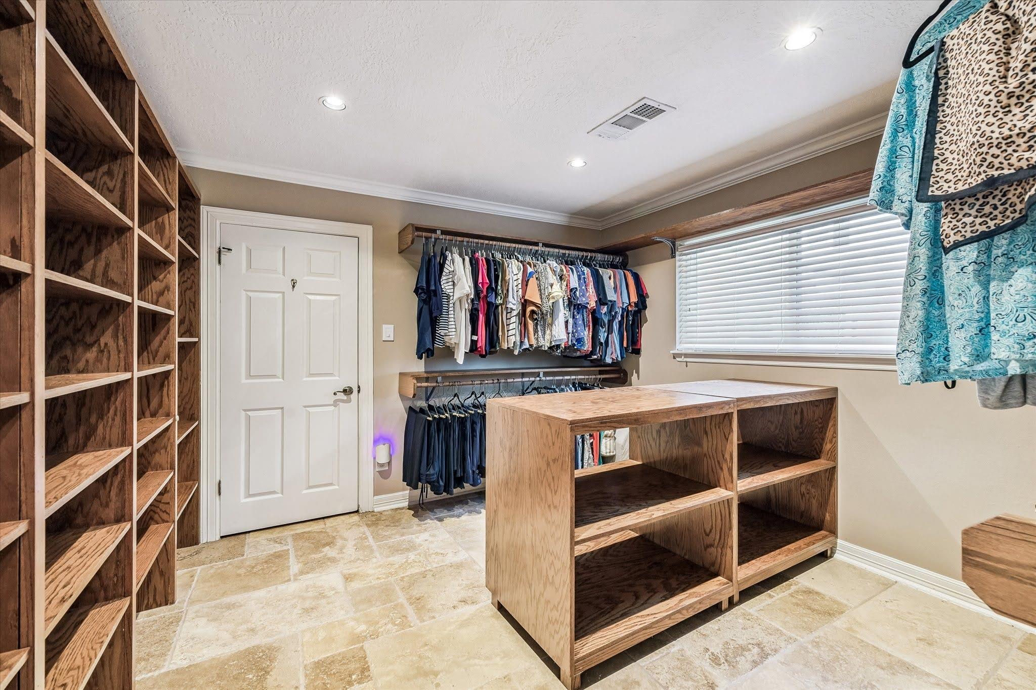 12518 Hazelwood Lane