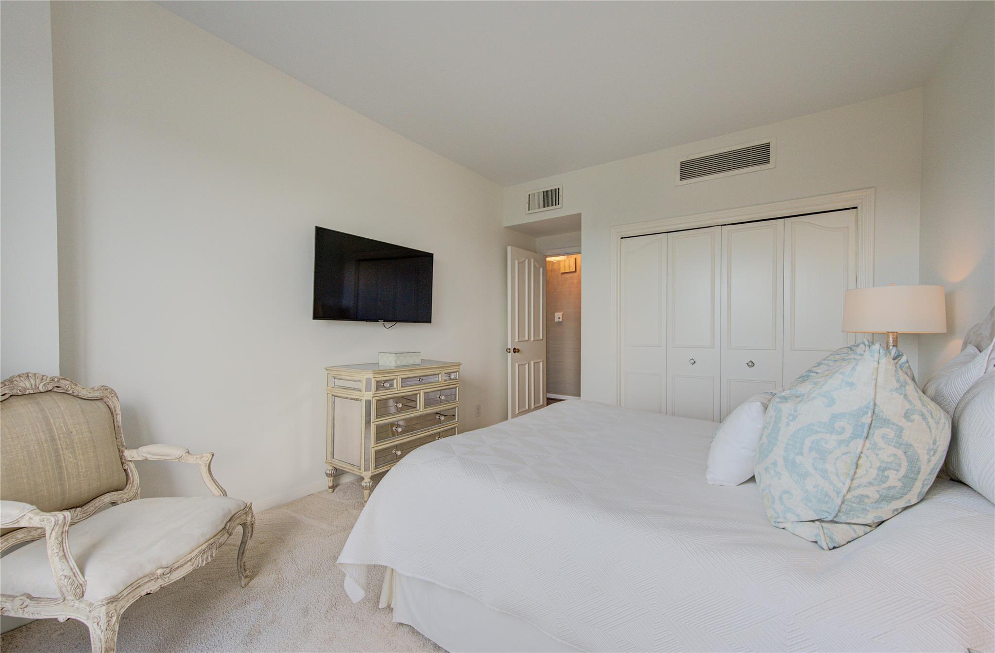 101 Westcott Street # 802