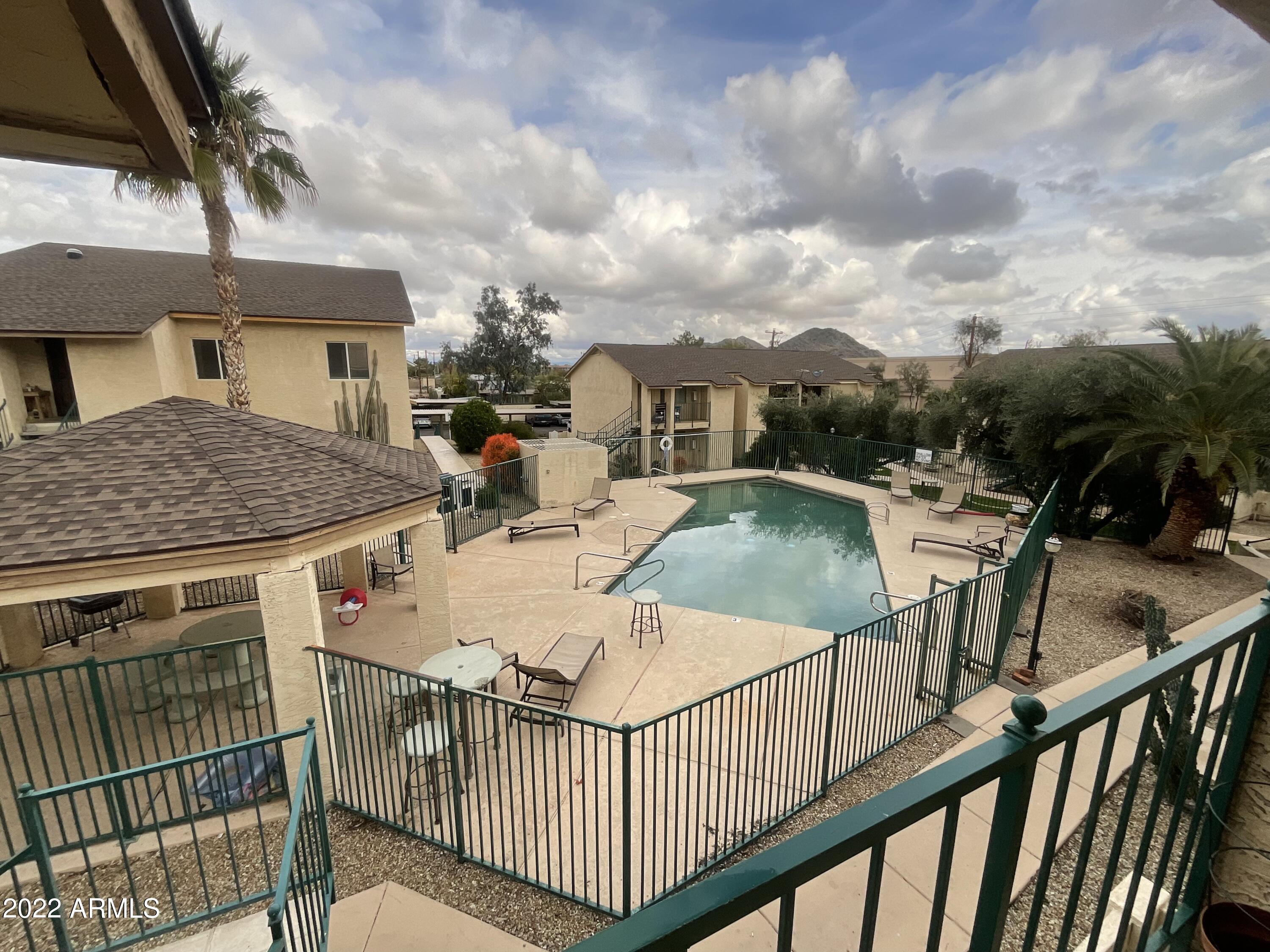 12440 N 20TH Street, 220