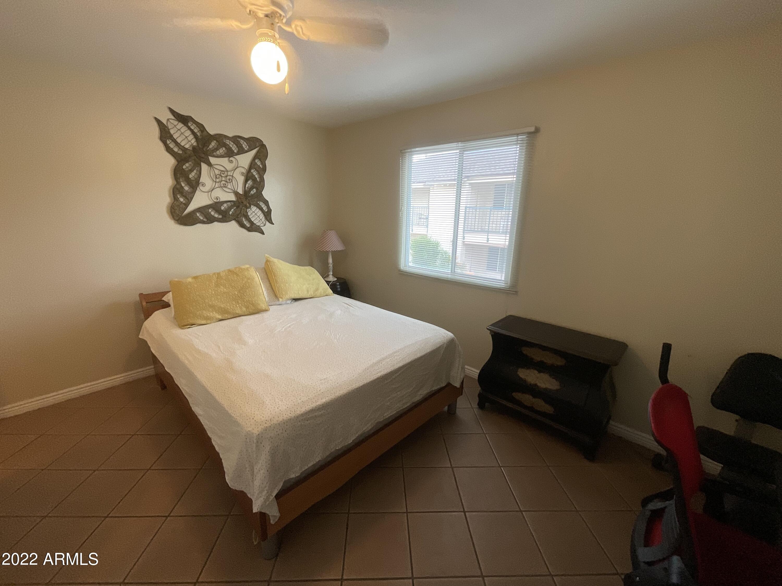 12440 N 20TH Street, 220