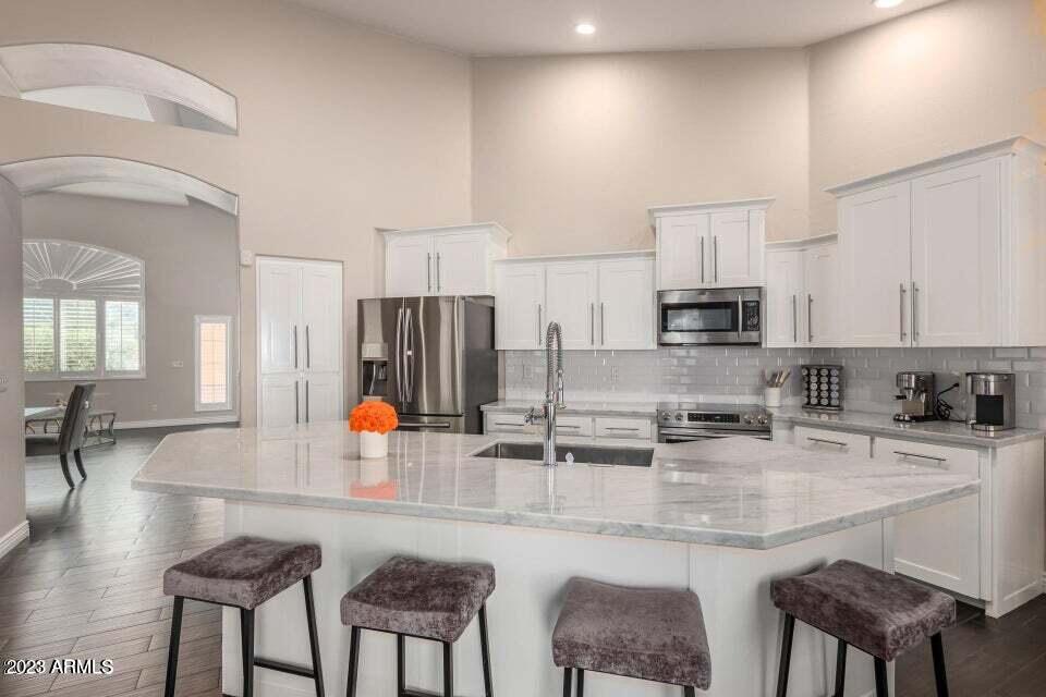 17045 N 45TH Street