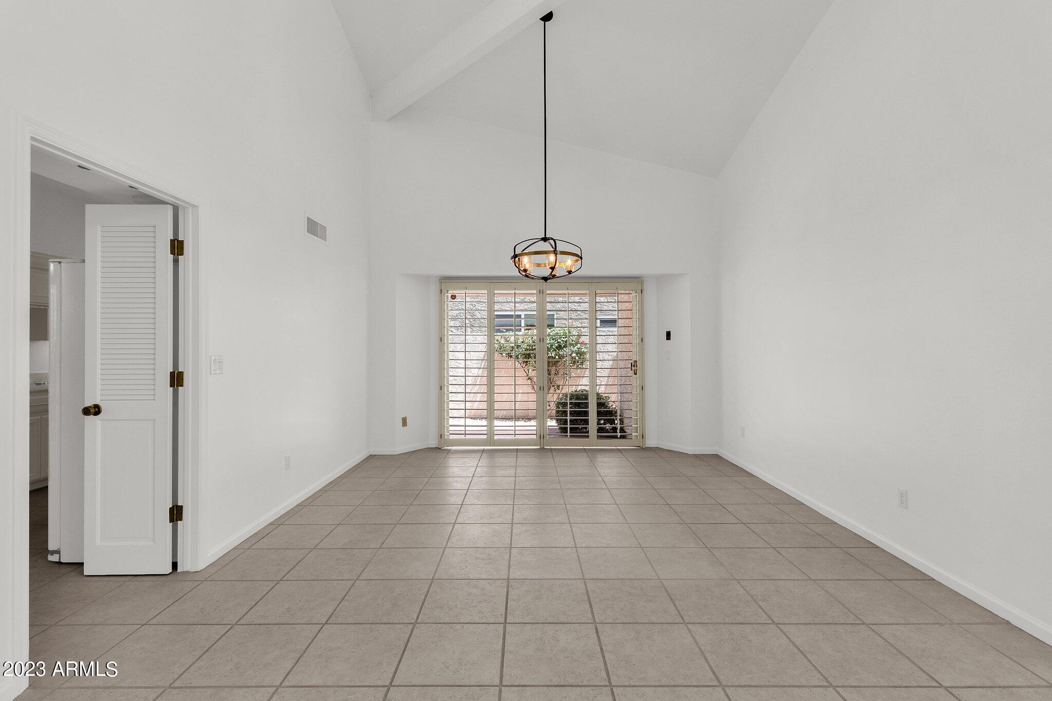 7315 E EL CAMINITO Drive