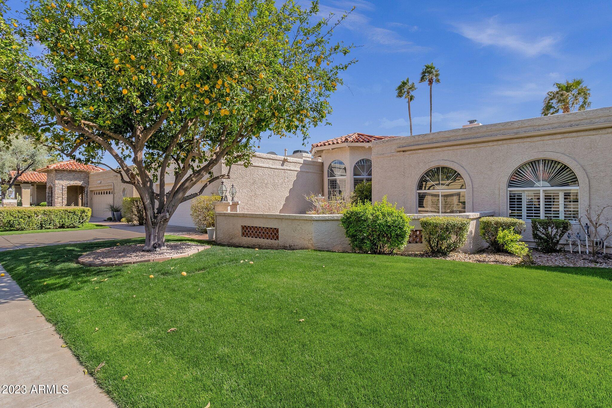 7315 E EL CAMINITO Drive