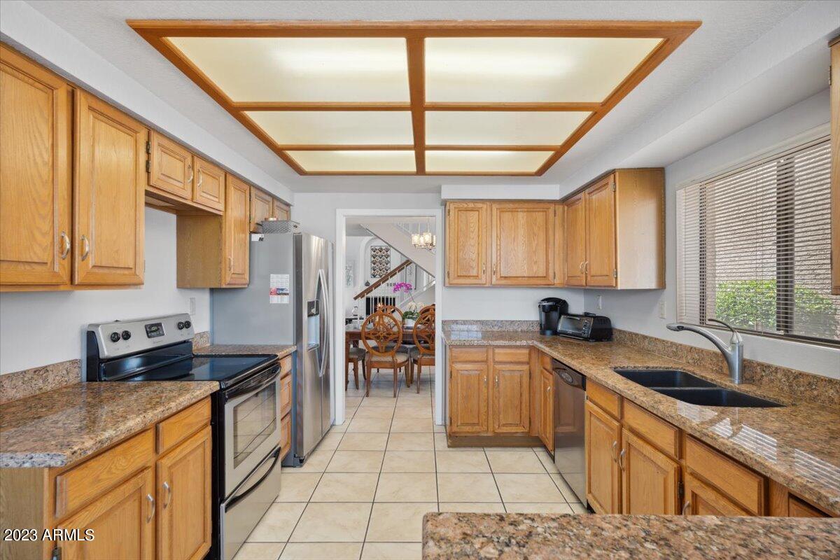 10533 E FANFOL Lane, 0060