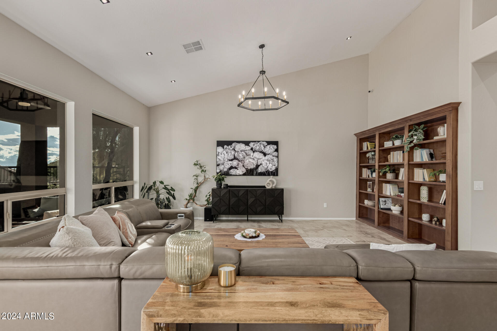 7627 E SANDIA Circle