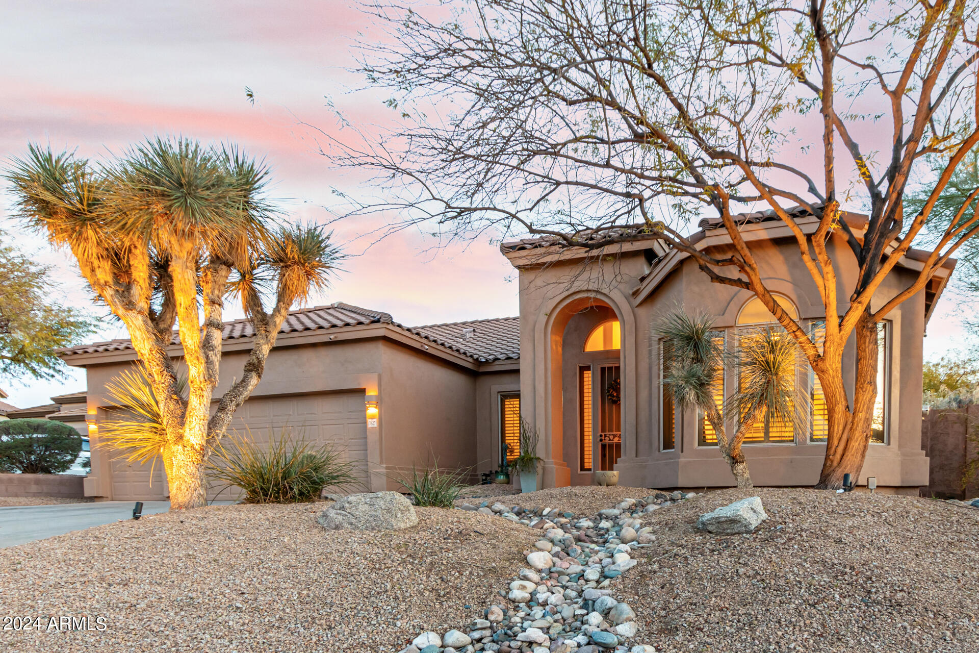 7627 E SANDIA Circle