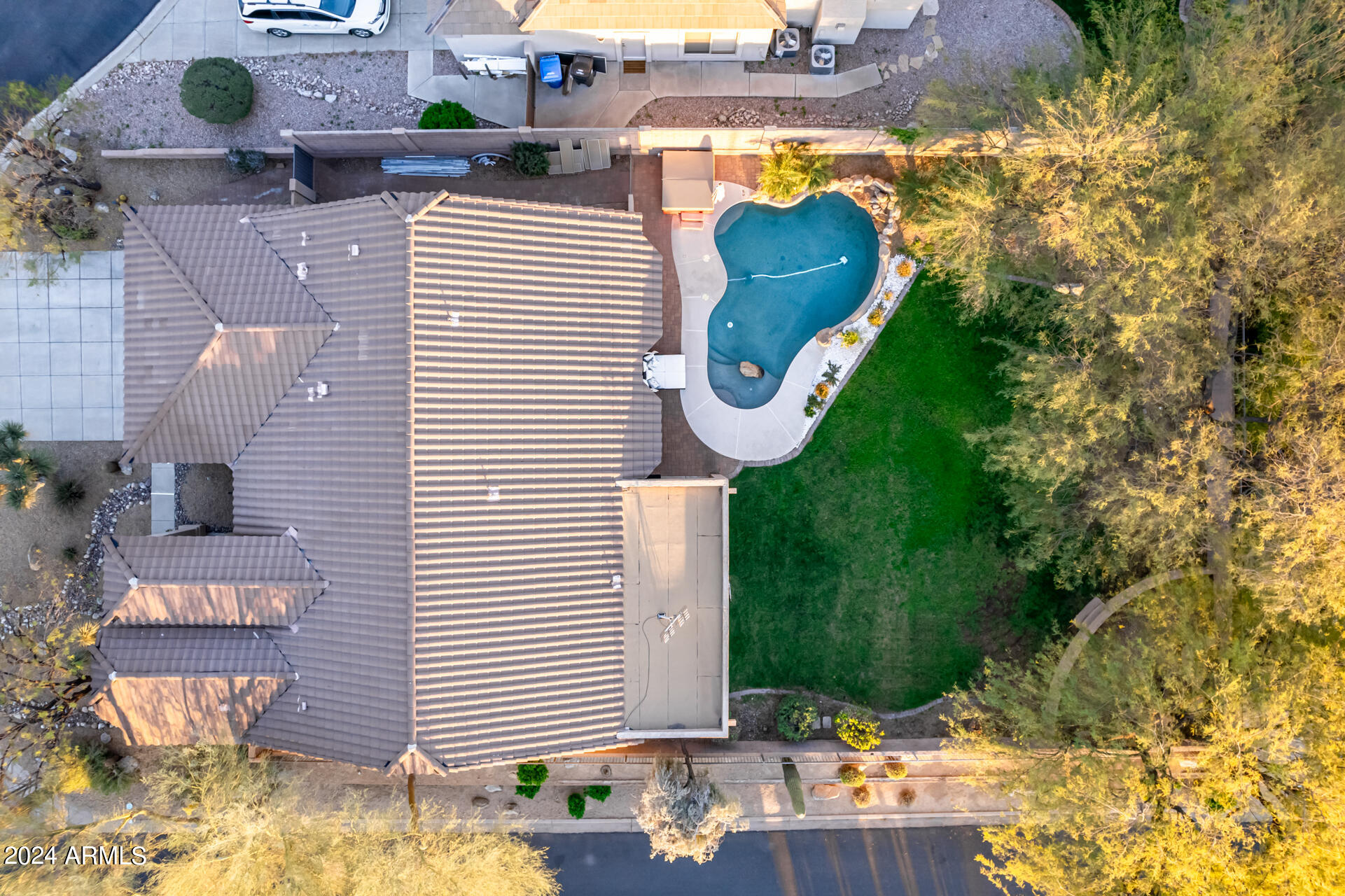 7627 E SANDIA Circle