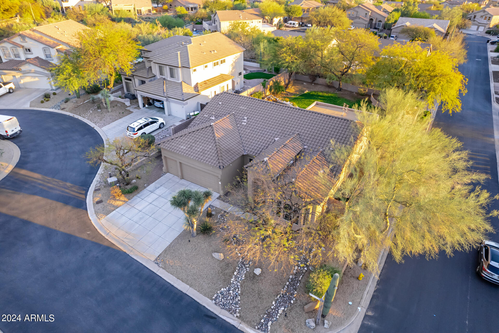 7627 E SANDIA Circle
