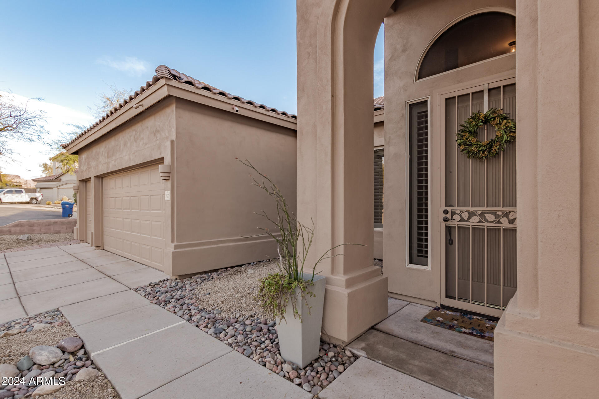 7627 E SANDIA Circle