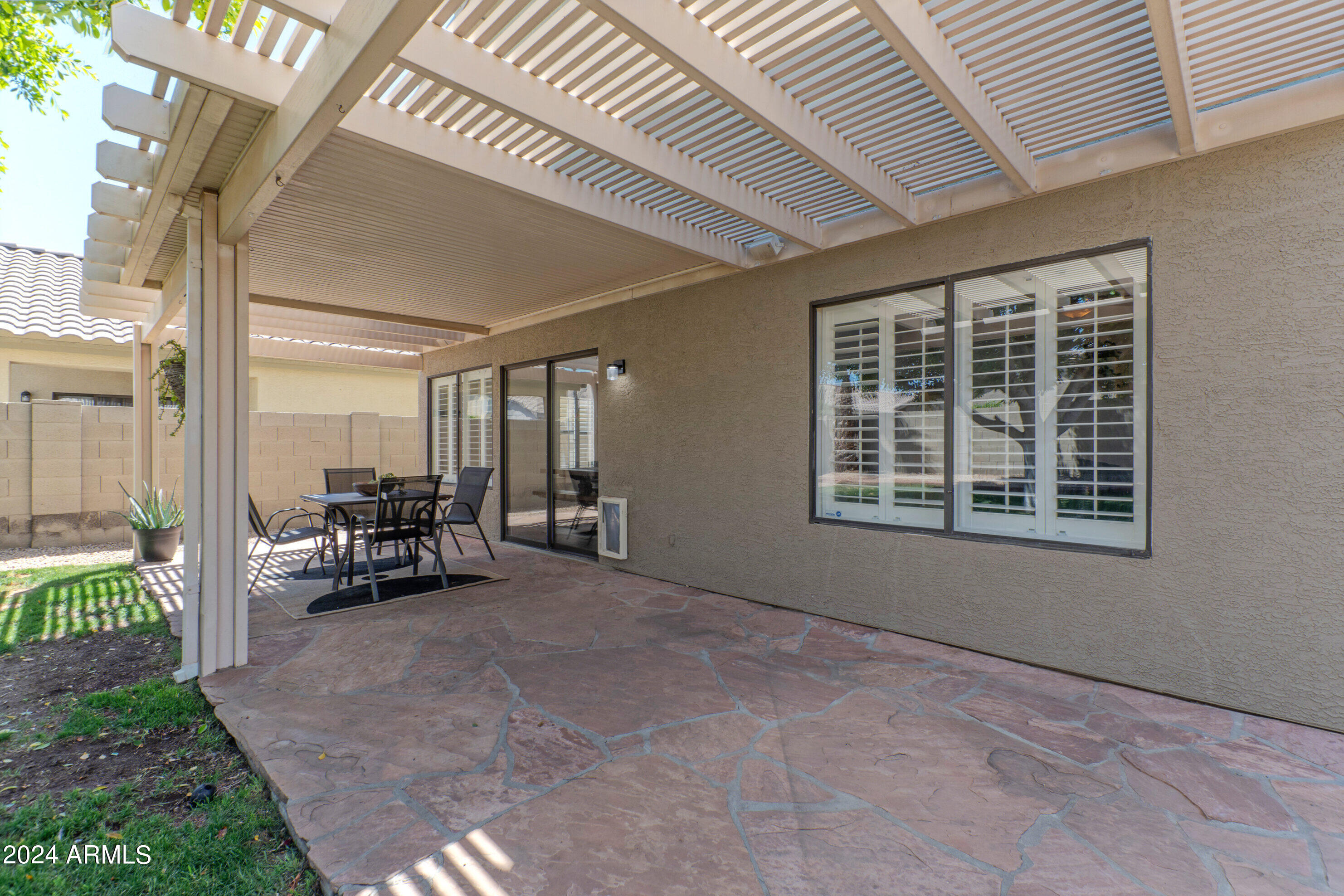3328 E BLACKHAWK Drive