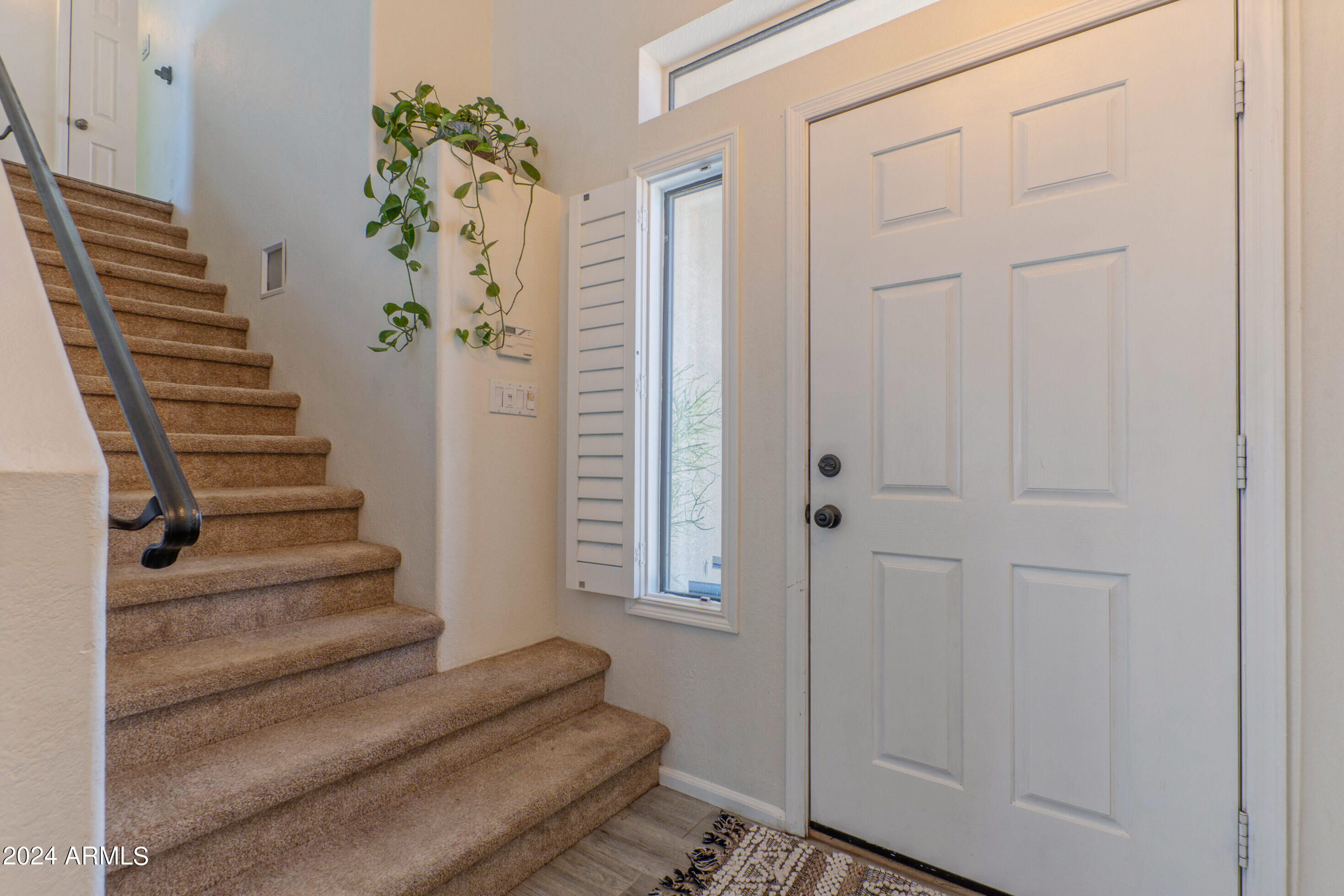 3328 E BLACKHAWK Drive