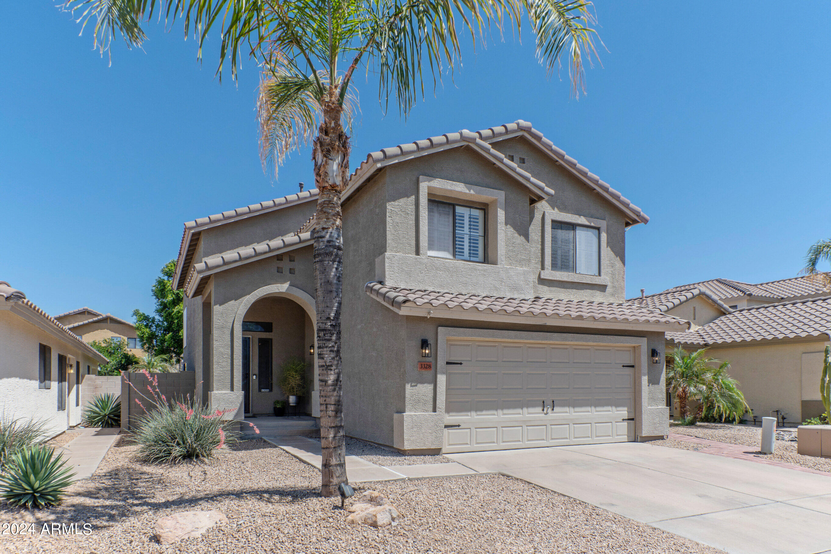 3328 E BLACKHAWK Drive