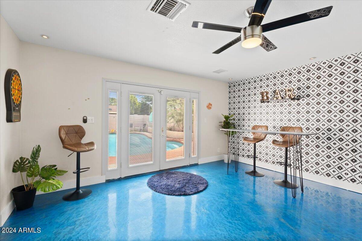 14239 N 42ND Place