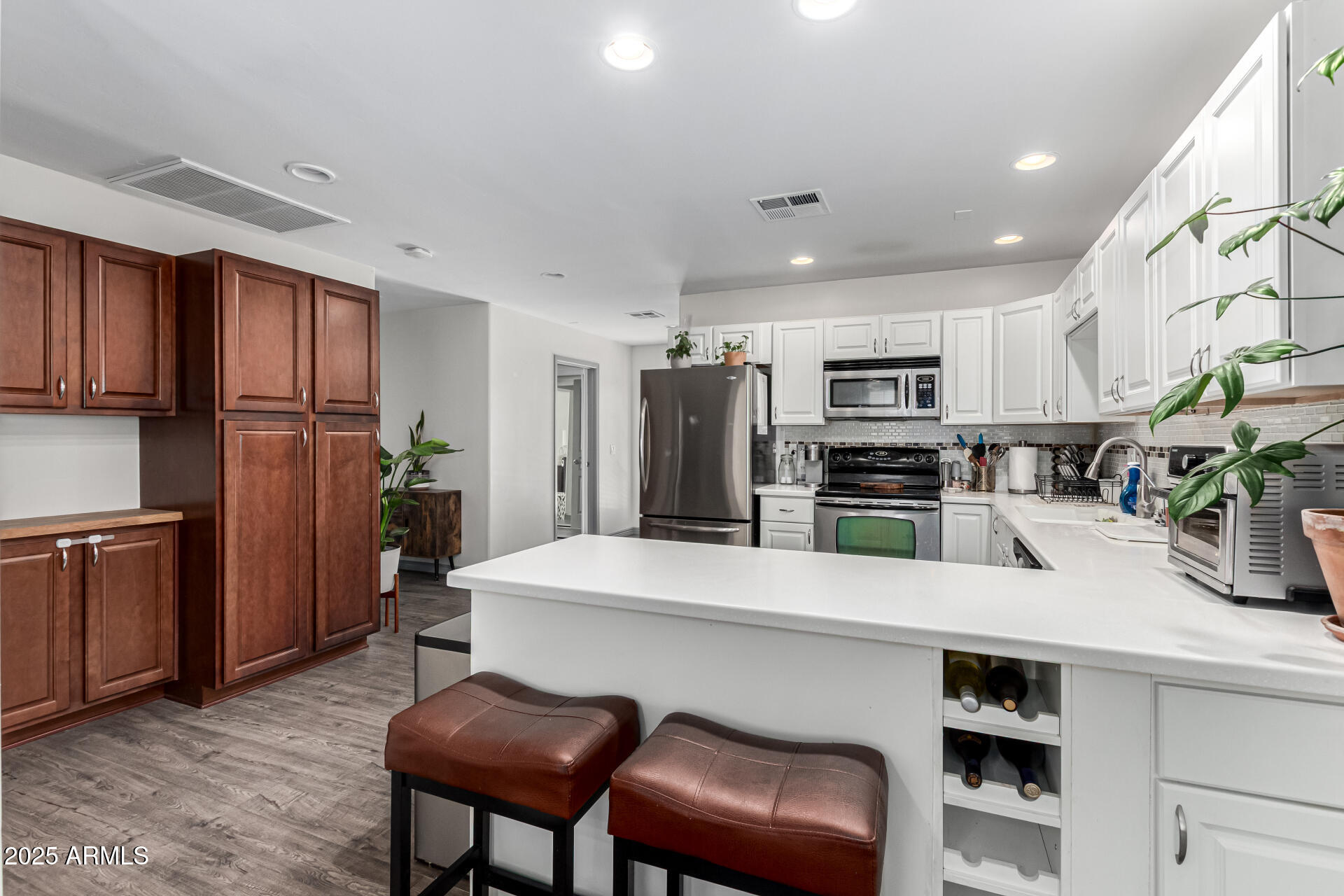 2717 E ASTER Drive