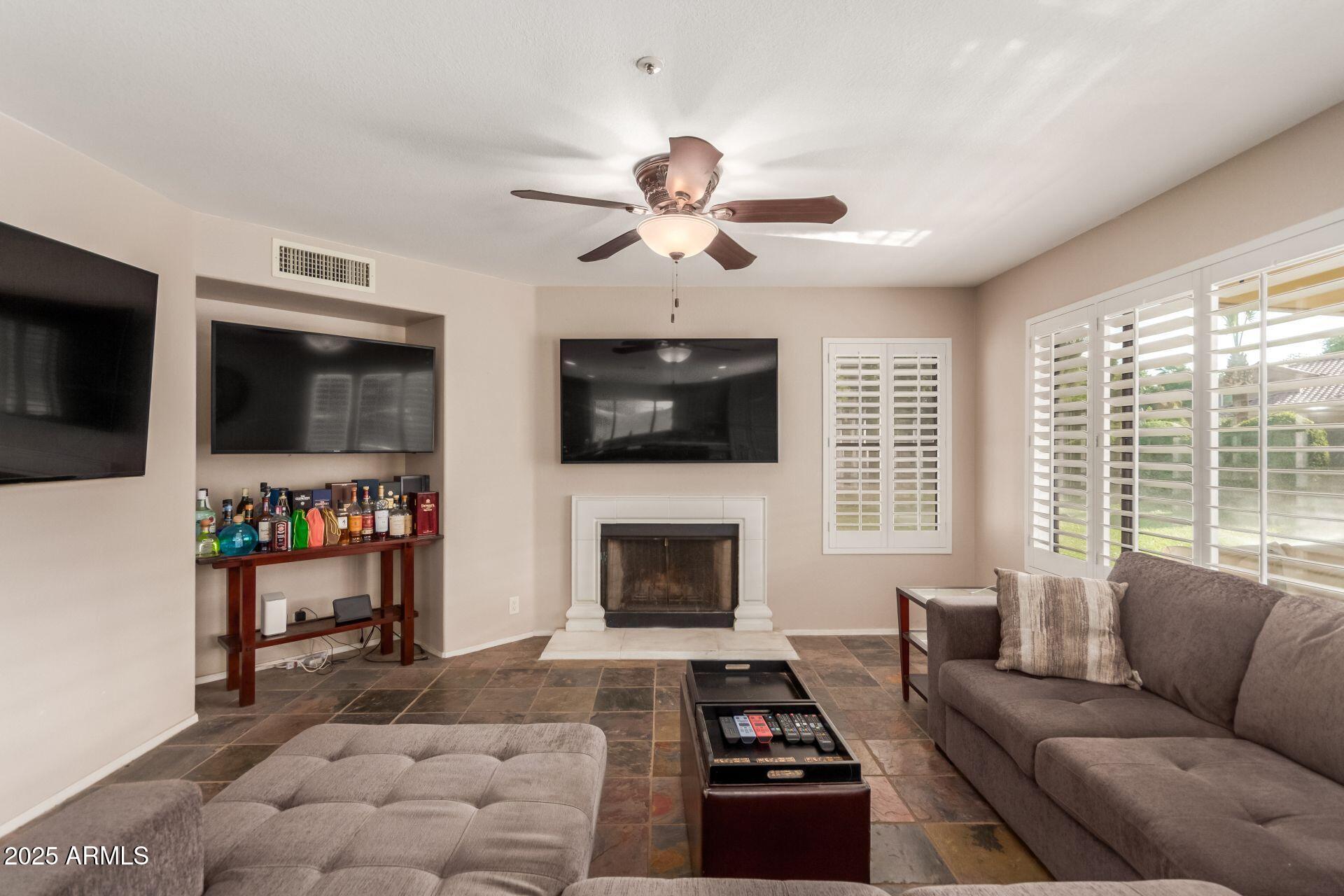 9121 E Karen Drive