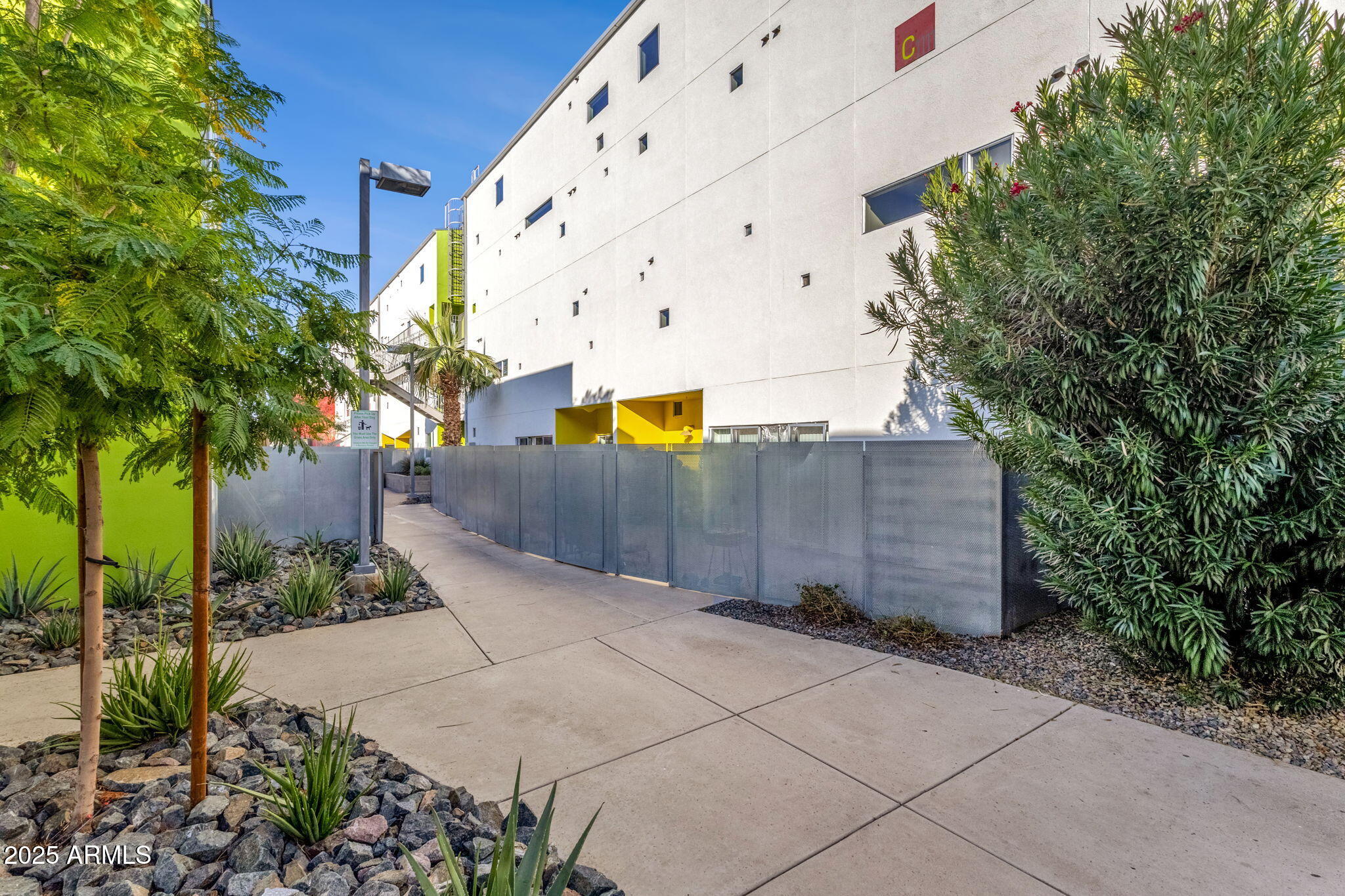 1111 W UNIVERSITY Drive 3011