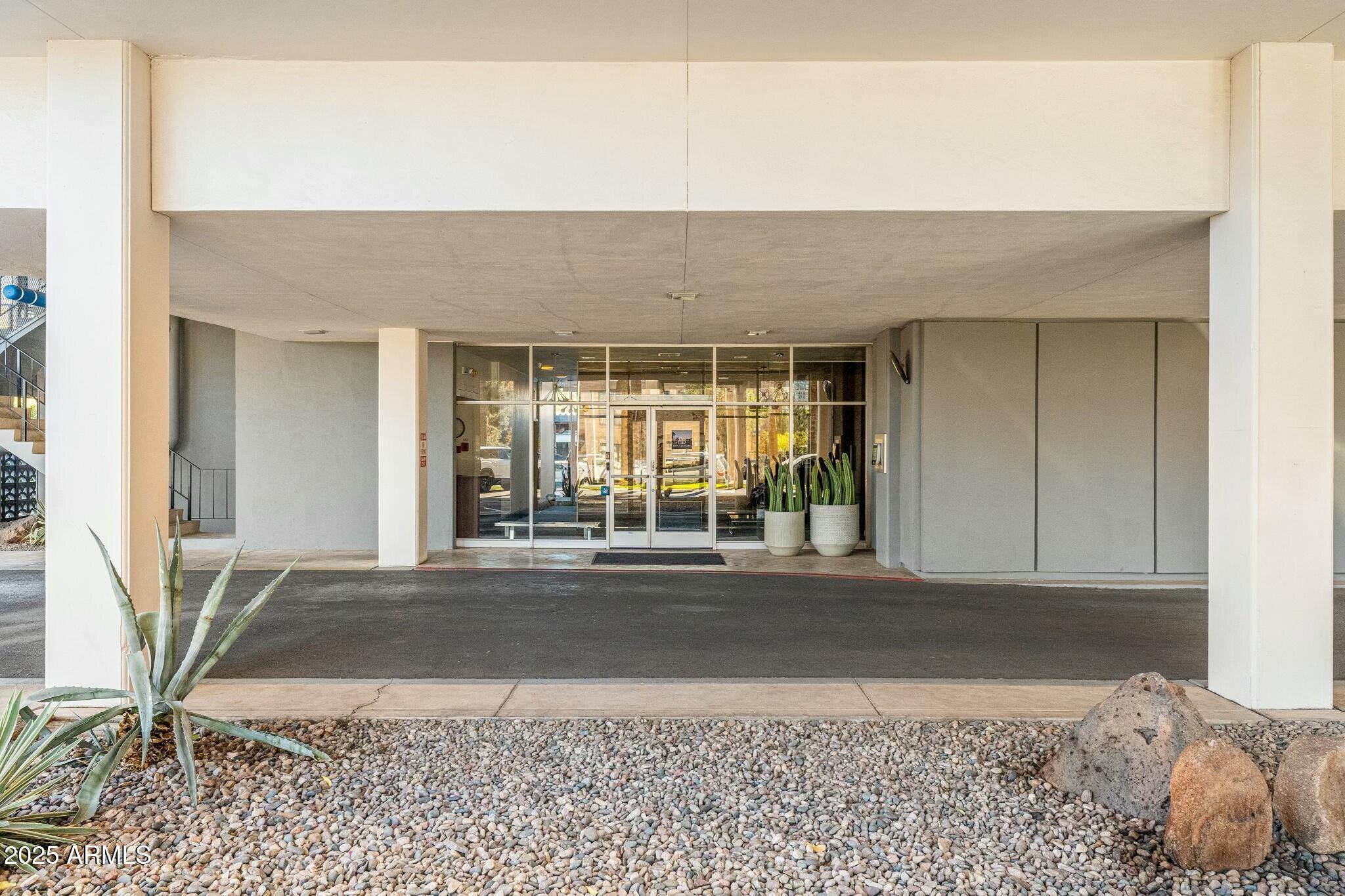 805 N 4TH Avenue 609