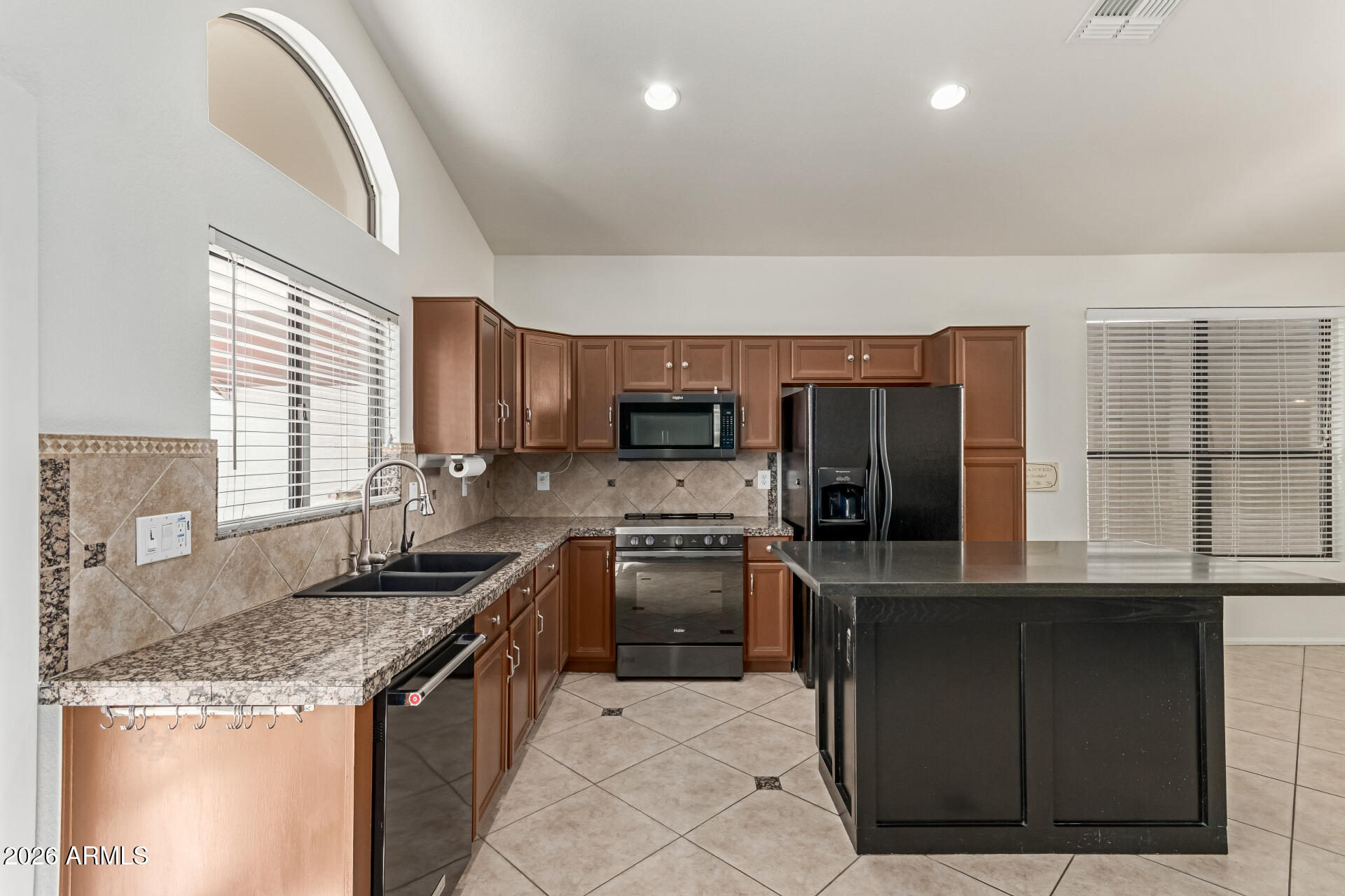 2107 E MARCO POLO Road