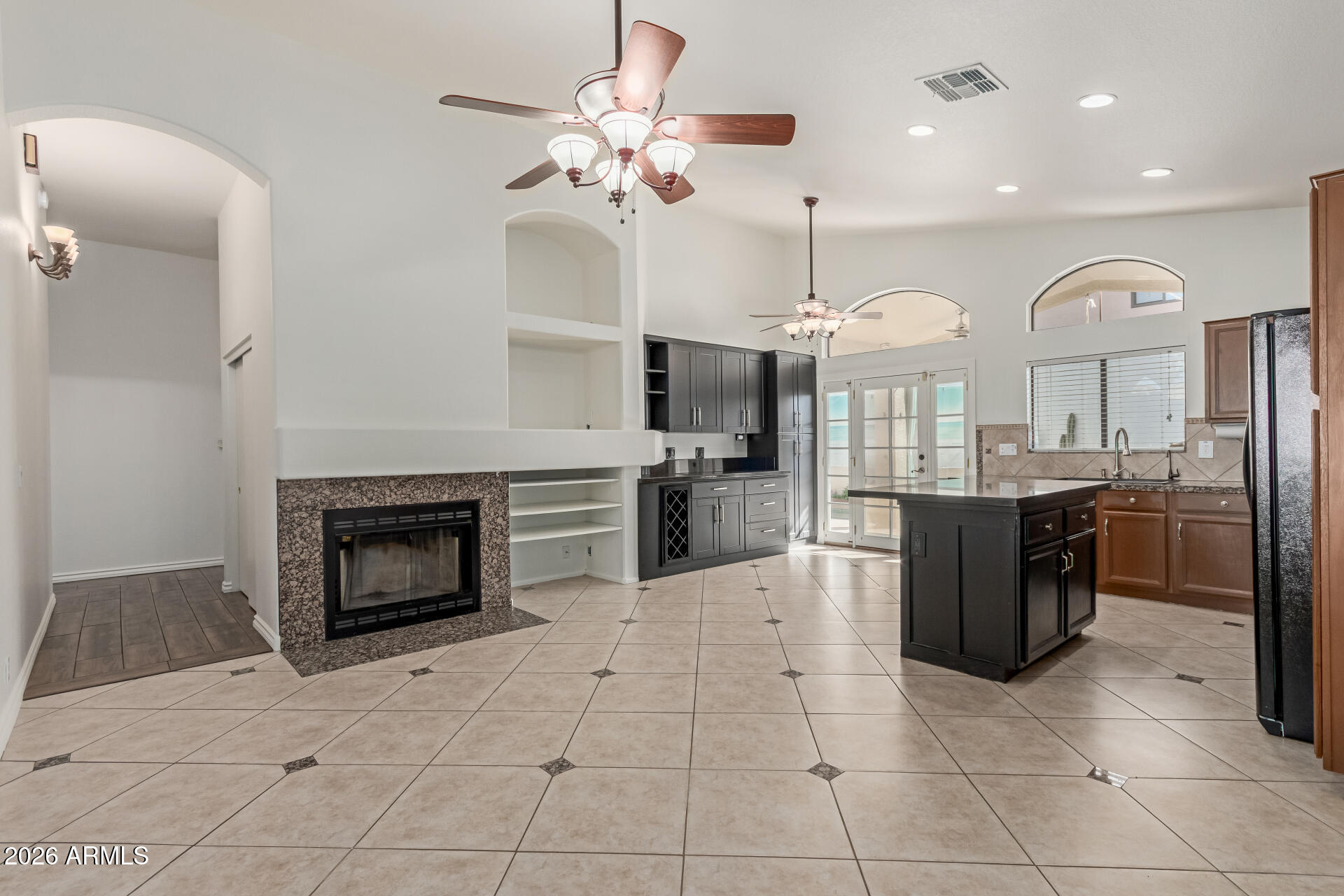 2107 E MARCO POLO Road