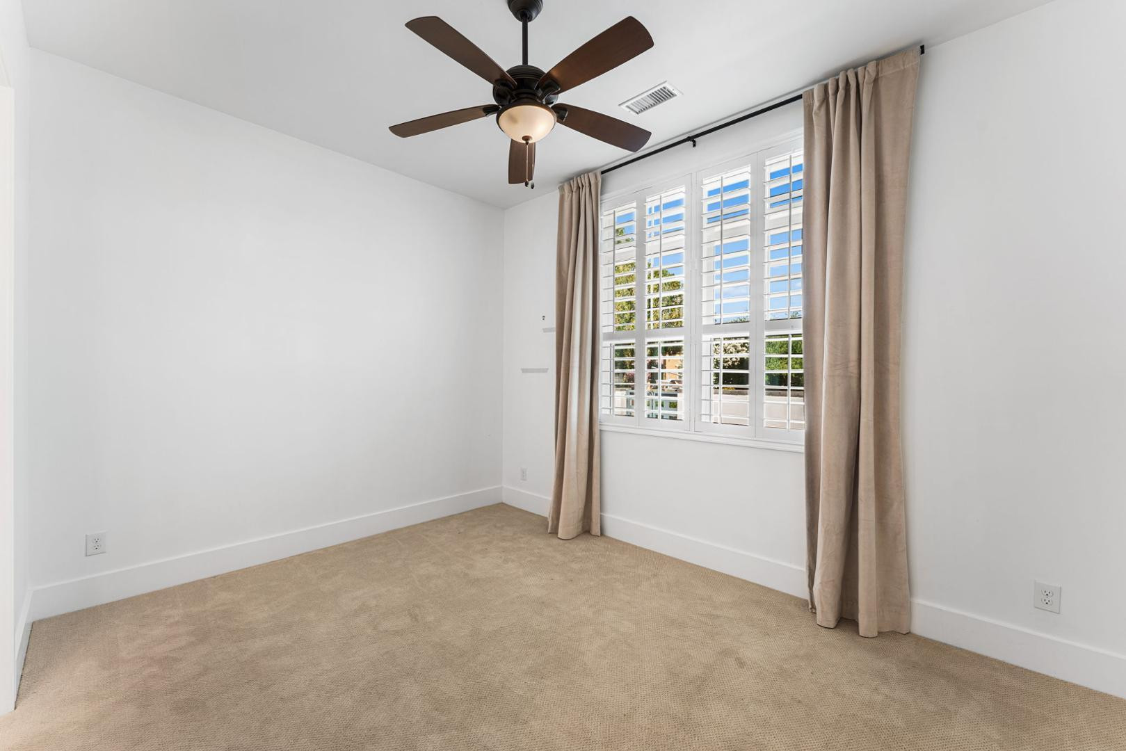 4145 E Campbell Avenue