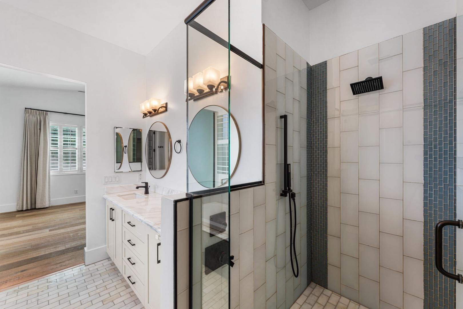 4145 E Campbell Avenue