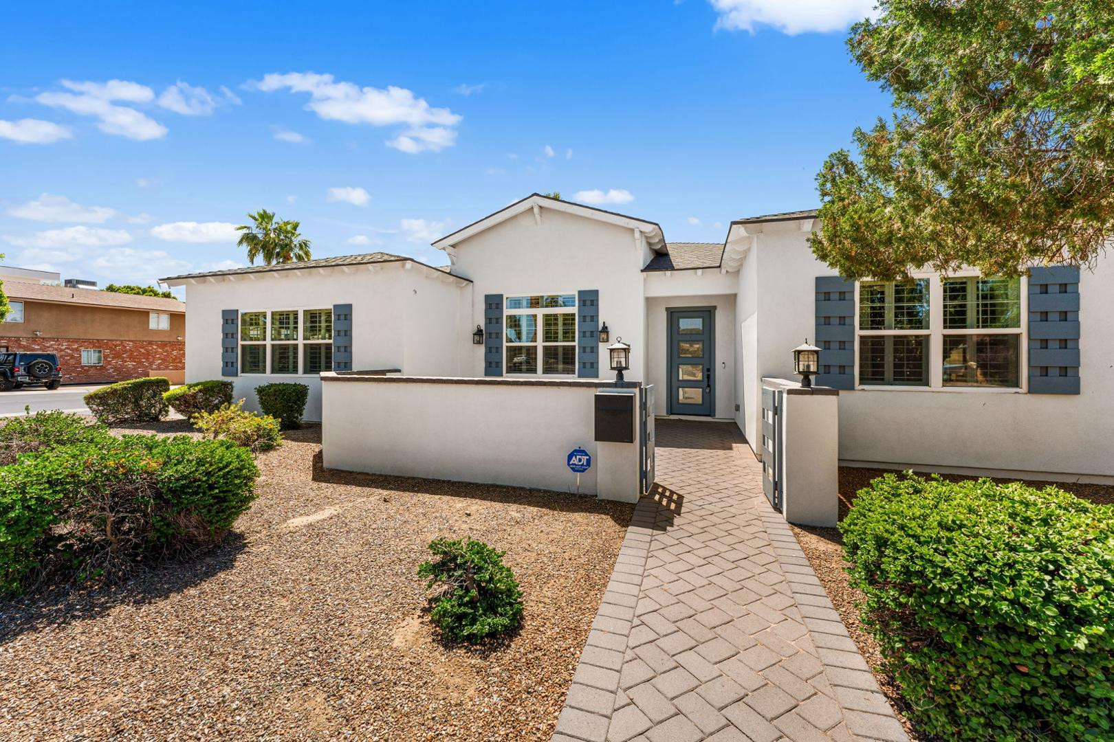 4145 E Campbell Avenue